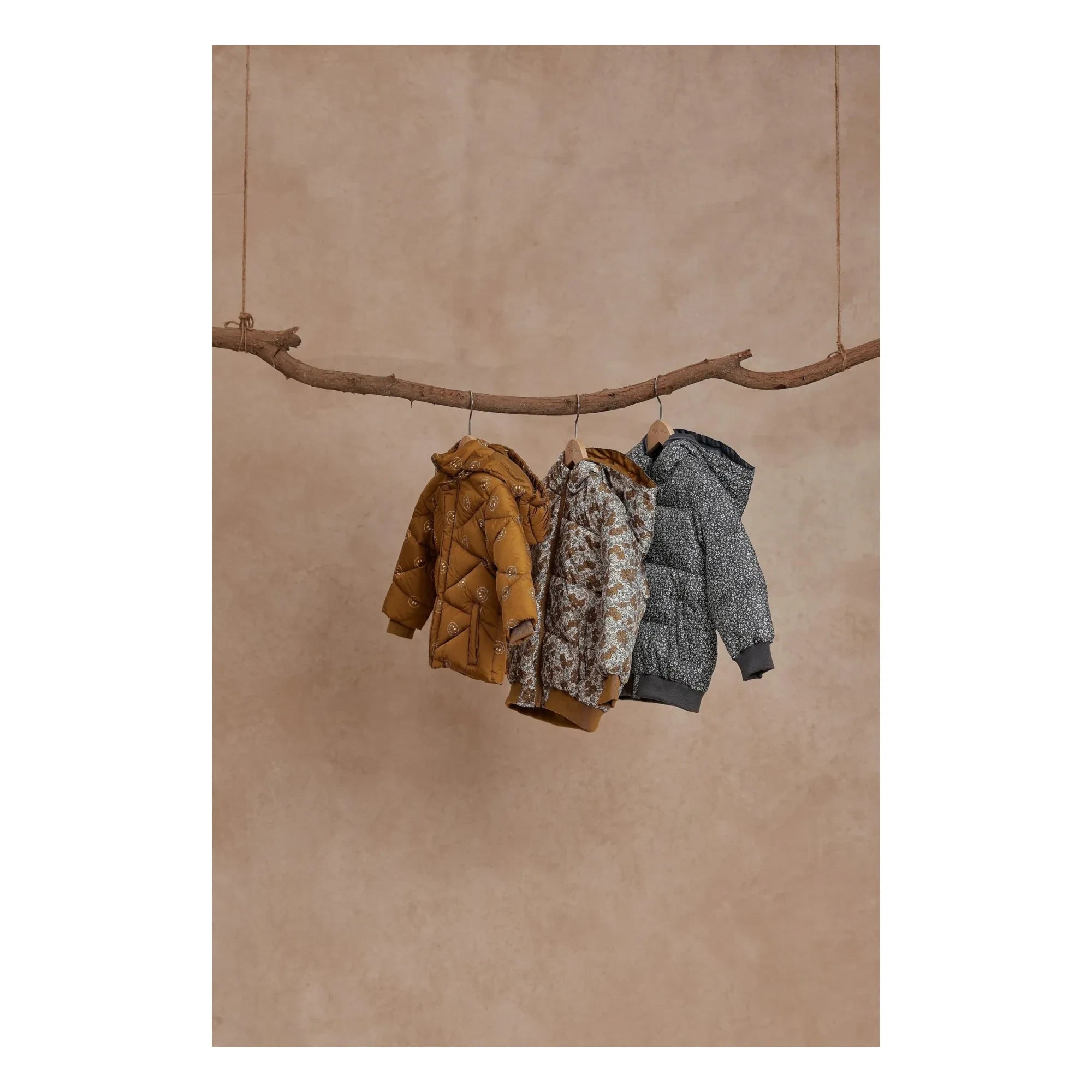 Rylee + Cru - Cropped Puffer Jacket with Floral Pattern | Gray