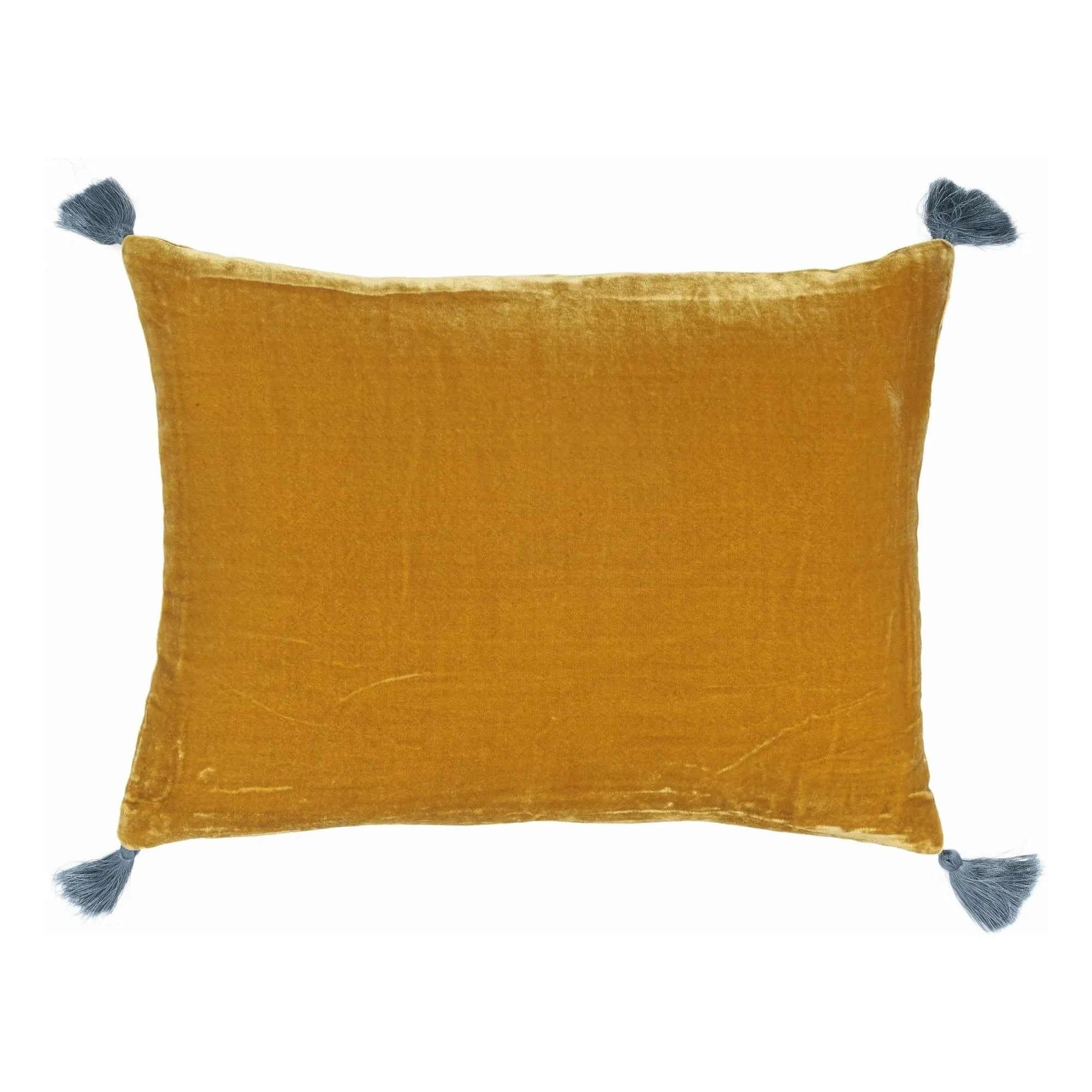 Le Monde Sauvage - Goa Silk Velvet Pillow Cover | Orange