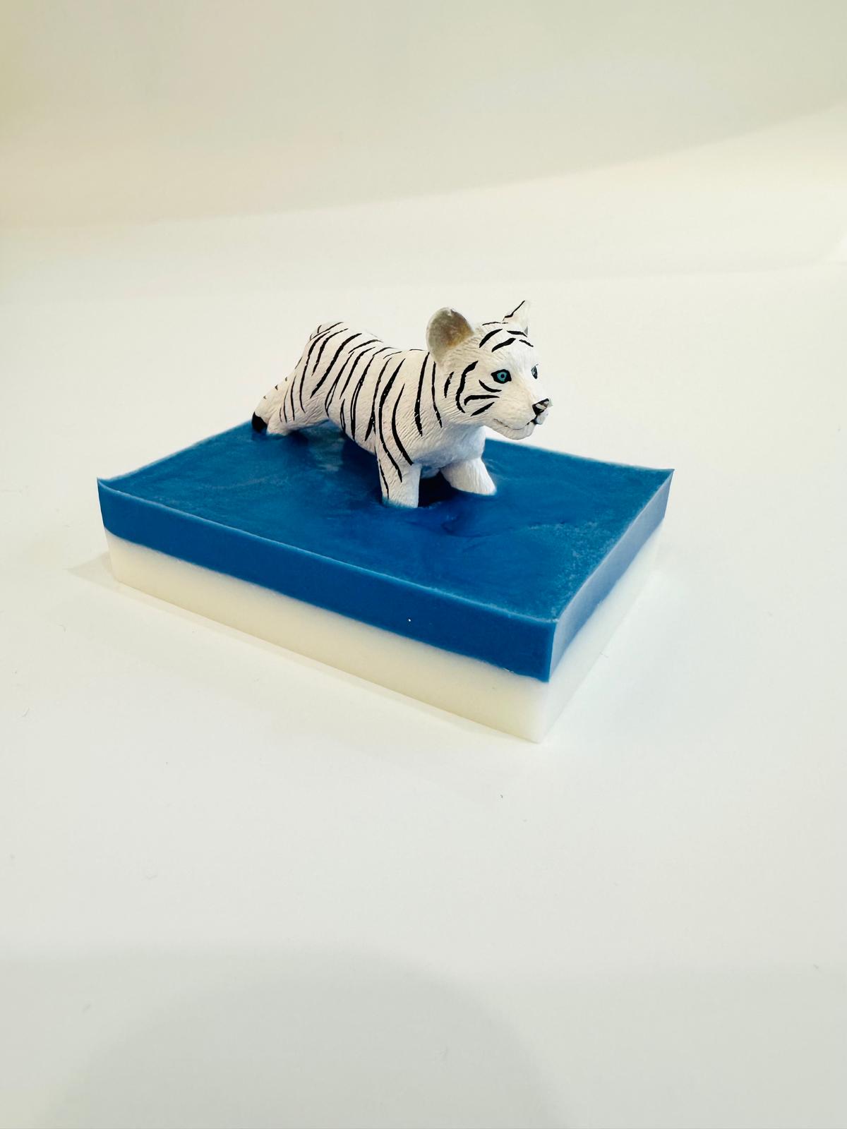 Baveal – Kids Polar Tiger Moisturizing Hand and Body Soap