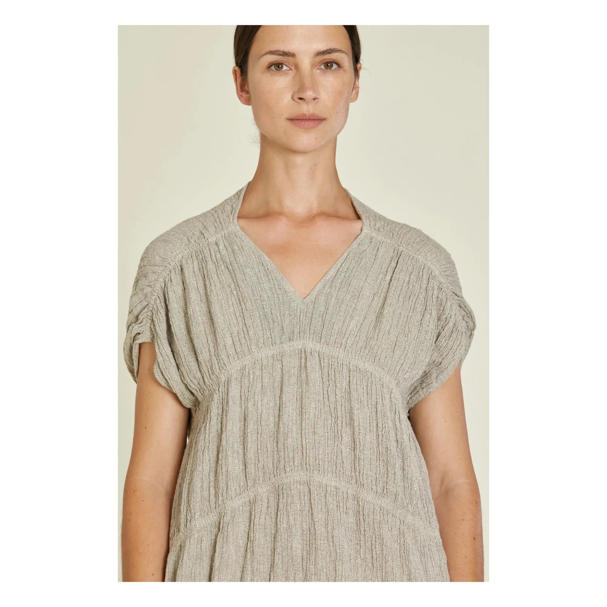 Black Crane - Gem Linen Dress | Light Gray