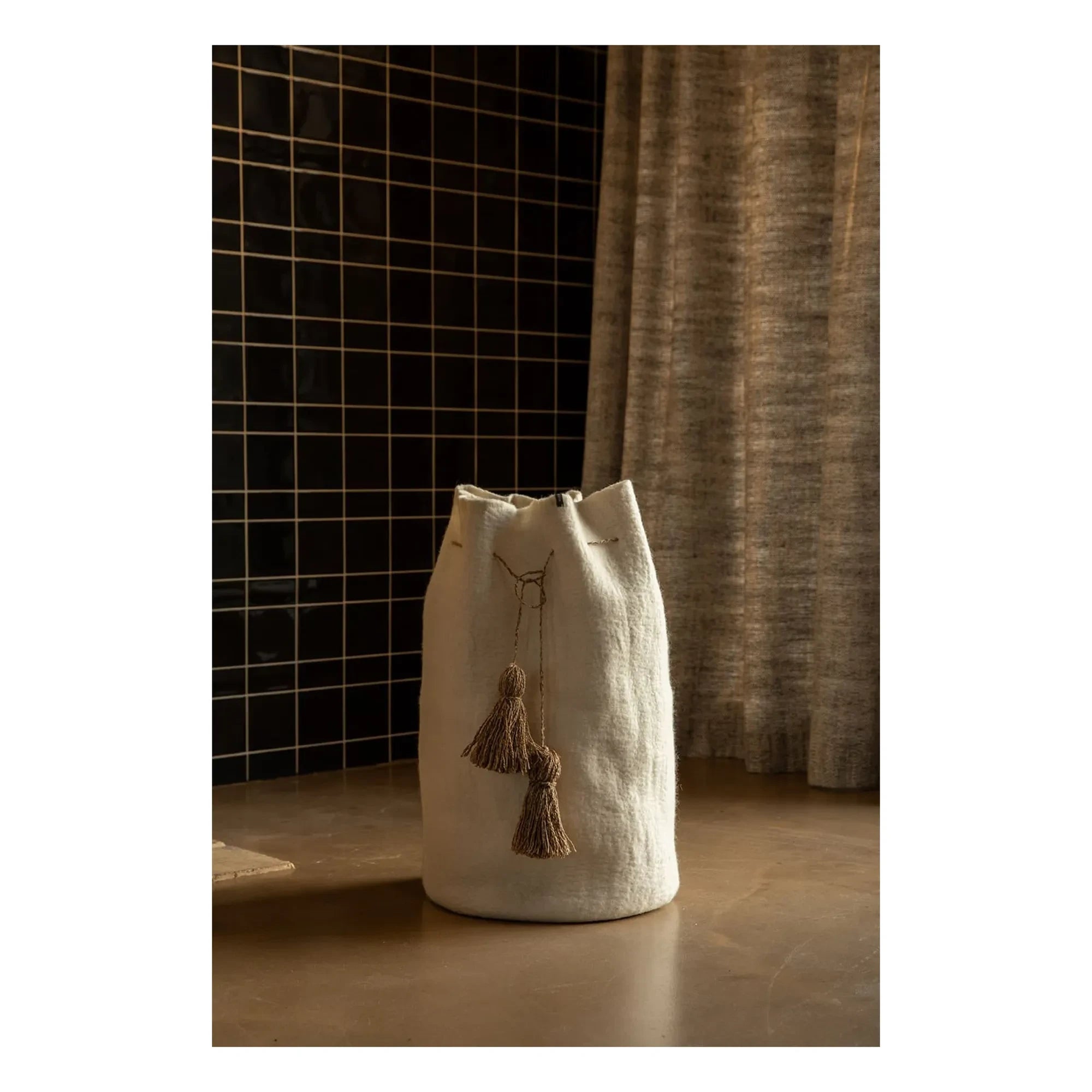 Muskhane - Felt Pom-Pom Storage Basket | Ecru