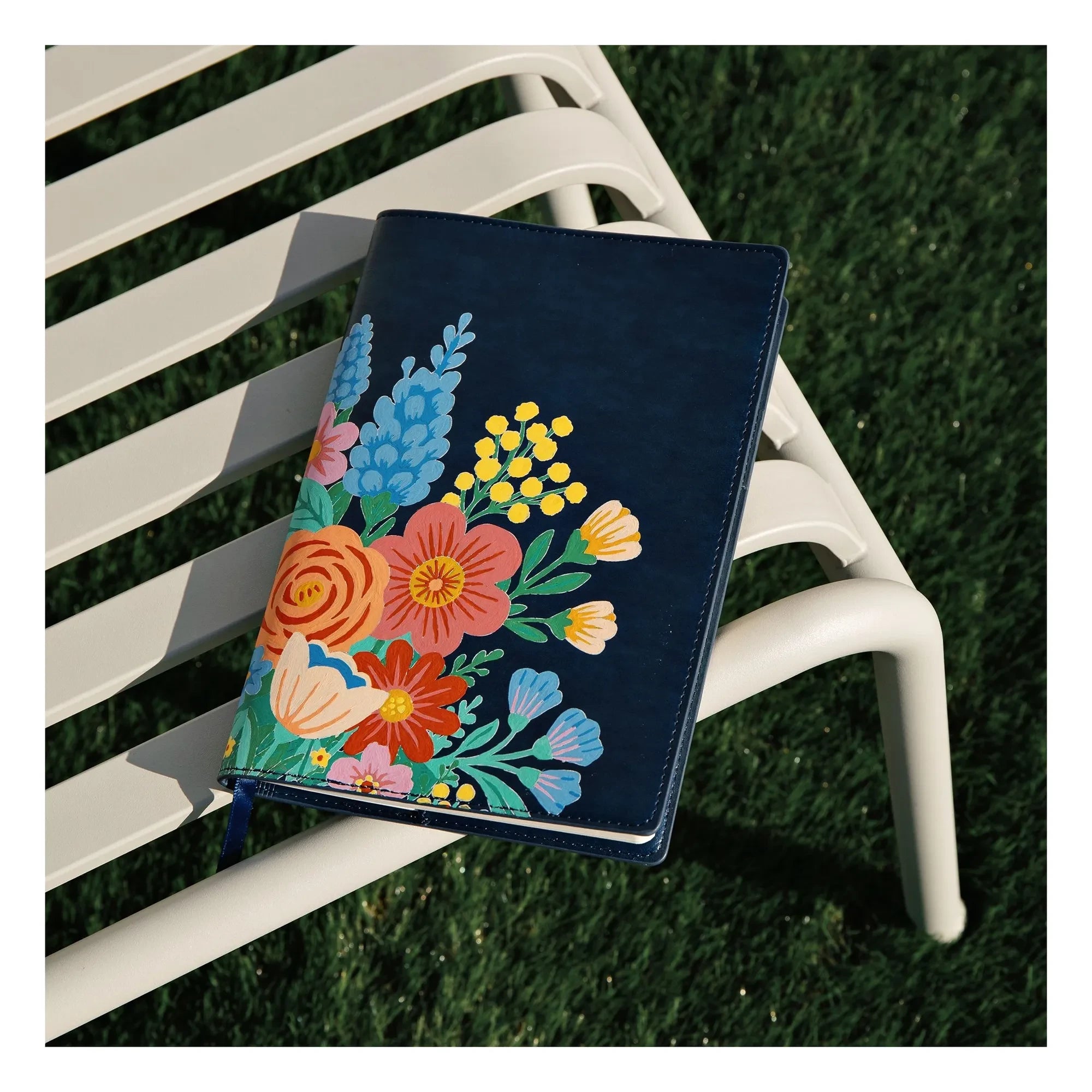 La Petite Épicerie - Paintable Notebook - Bouquet