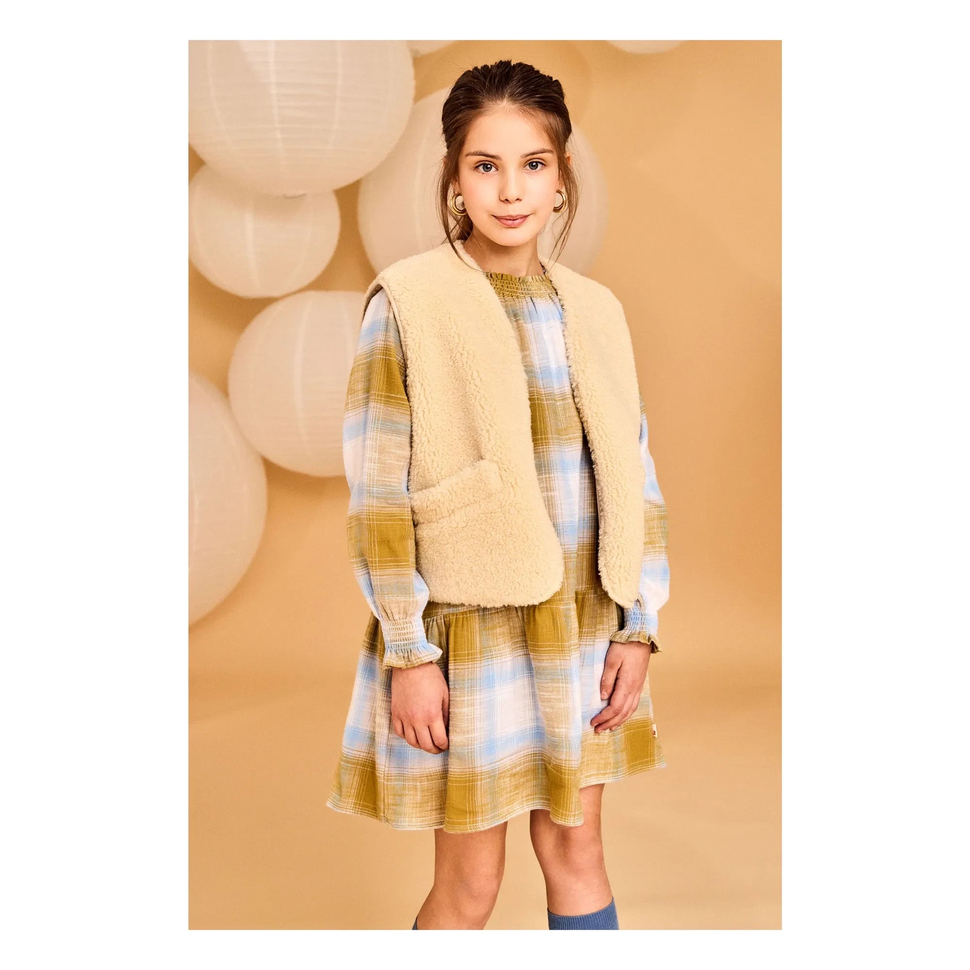 AO76 - Jambo Double-Sided Sleeveless Sherpa Vest | Beige