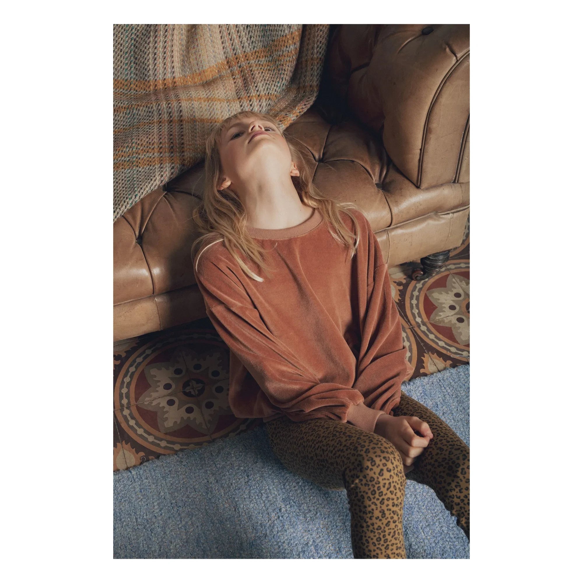 Marlot Paris - Maxime Velour Sweatshirt | Mocha