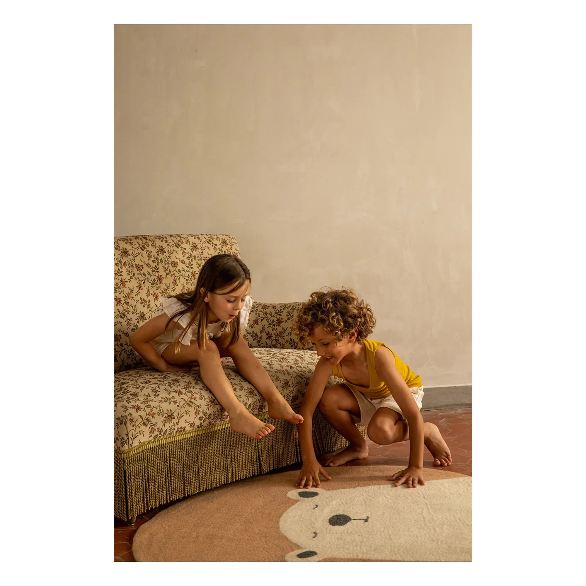 Muskhane - Felt Pasu Grizzly rug | Beige