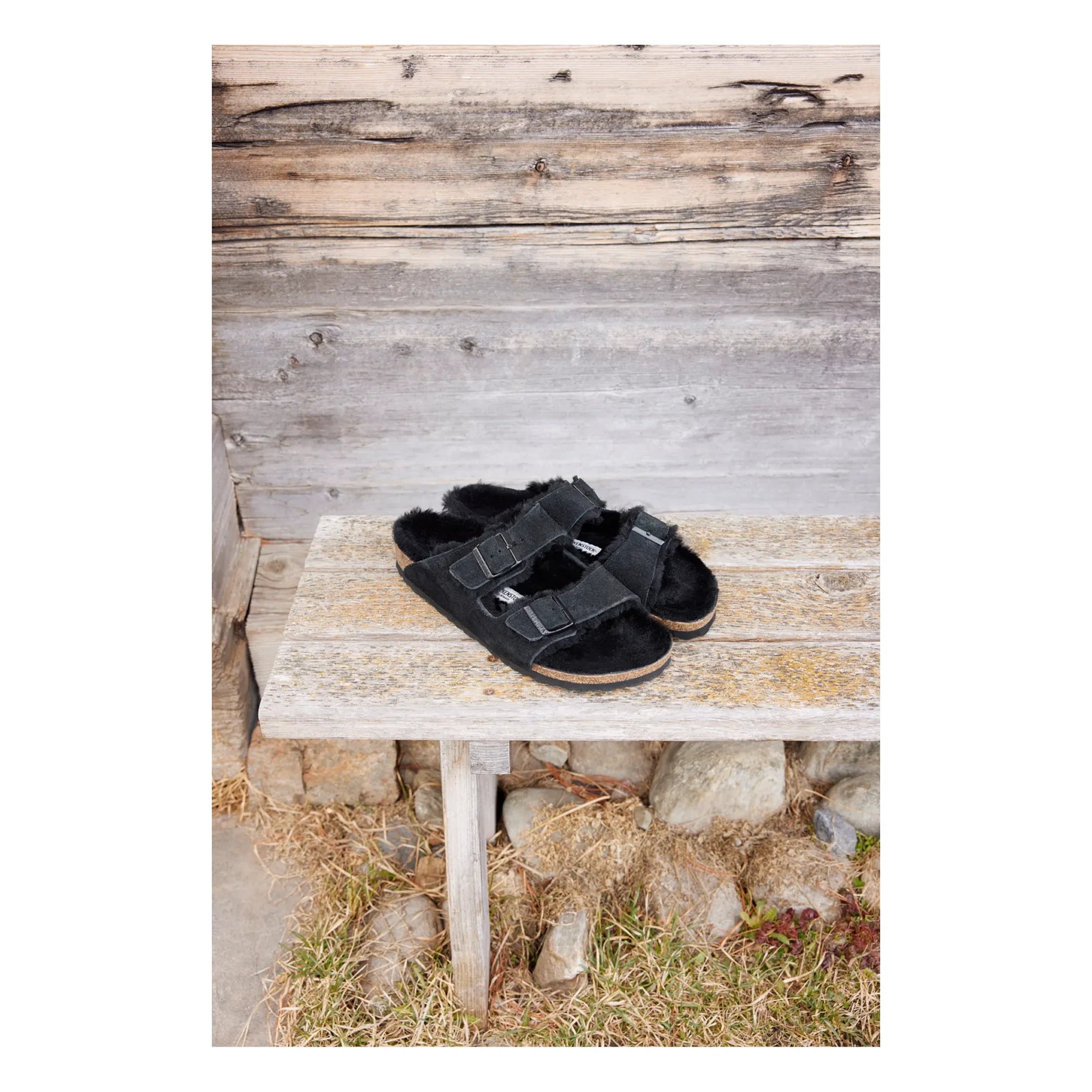 BIRKENSTOCK - Arizona Shearling Sandal - Adult Collection | Black