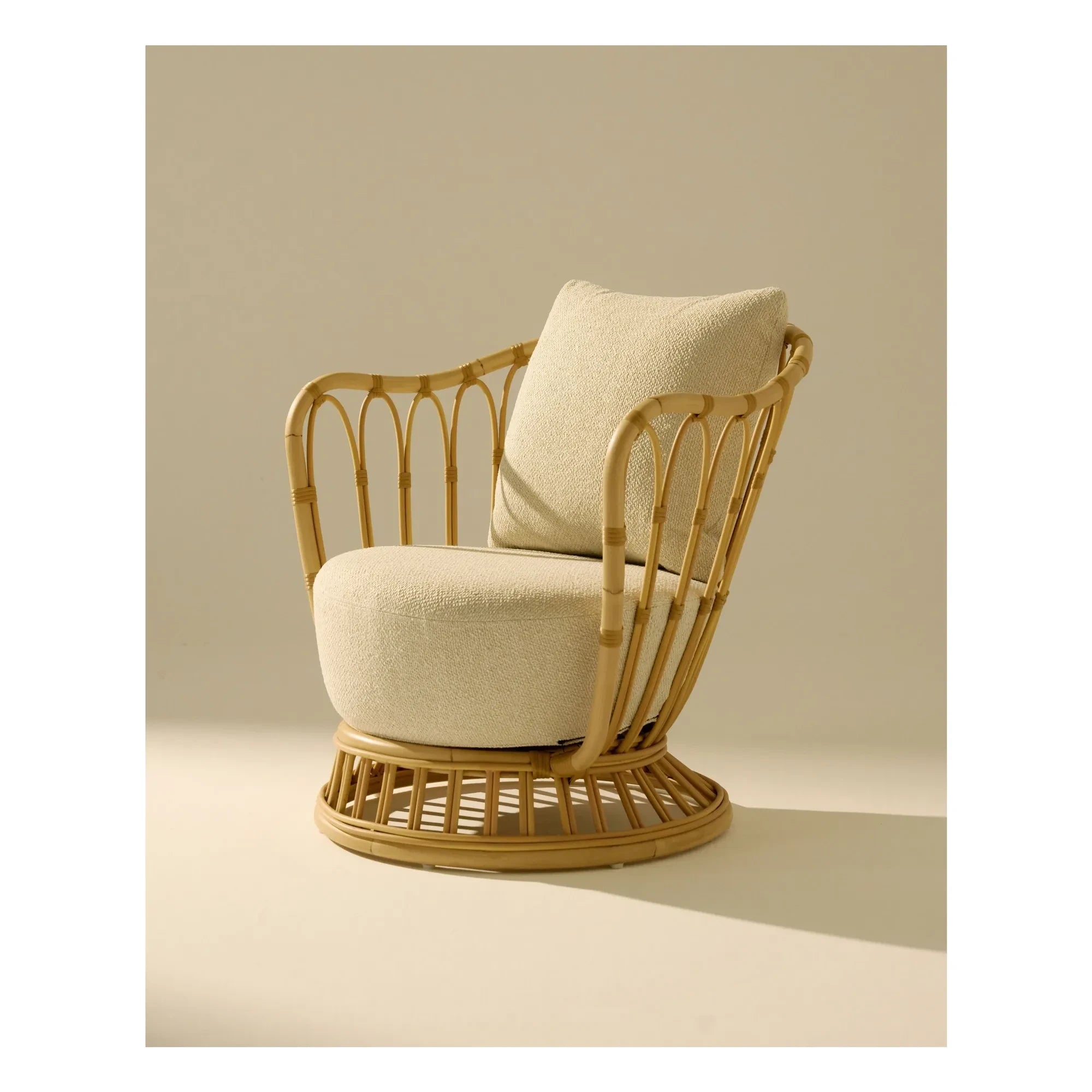 Gubi - Grace Outdoor Lounge Chair