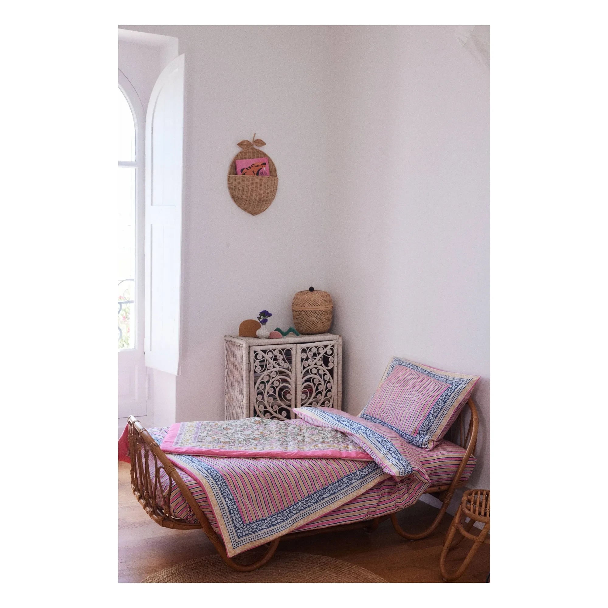 Louise Misha - Enoha Organic Cotton Blanket | Pink