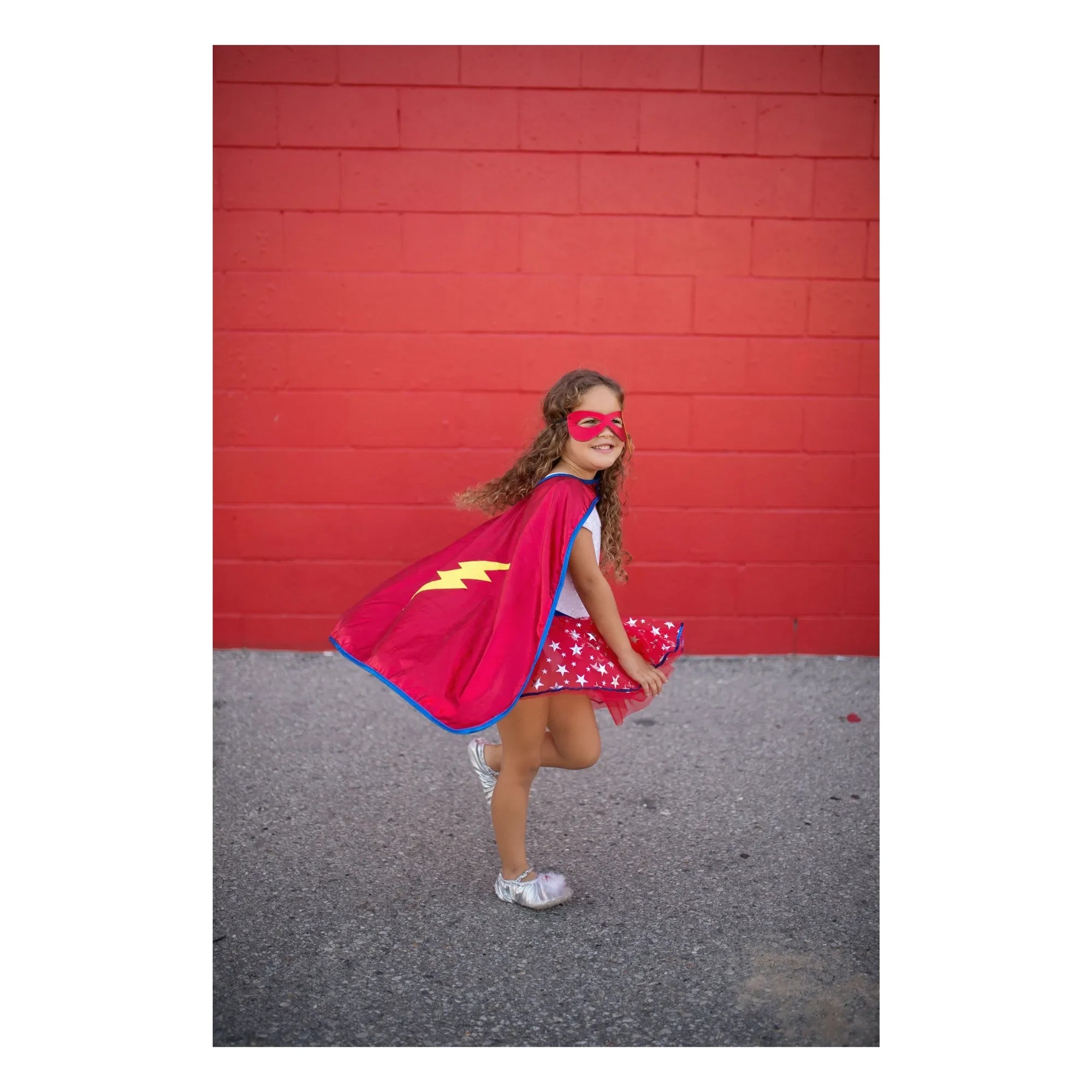 Great Pretenders - Superhero Costume - Tutu, Cape, and Mask