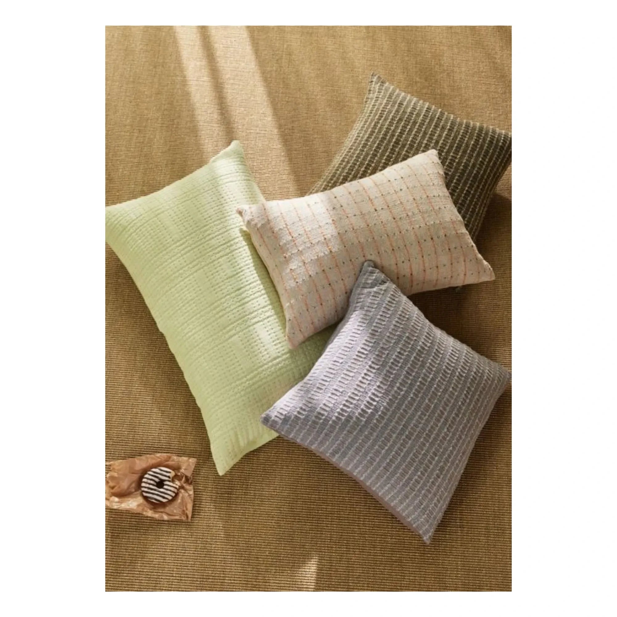 Hübsch - Ori Pillow | Spotted Purple