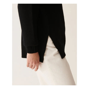 Bompard - Round Neck Cashmere Sweater | Black