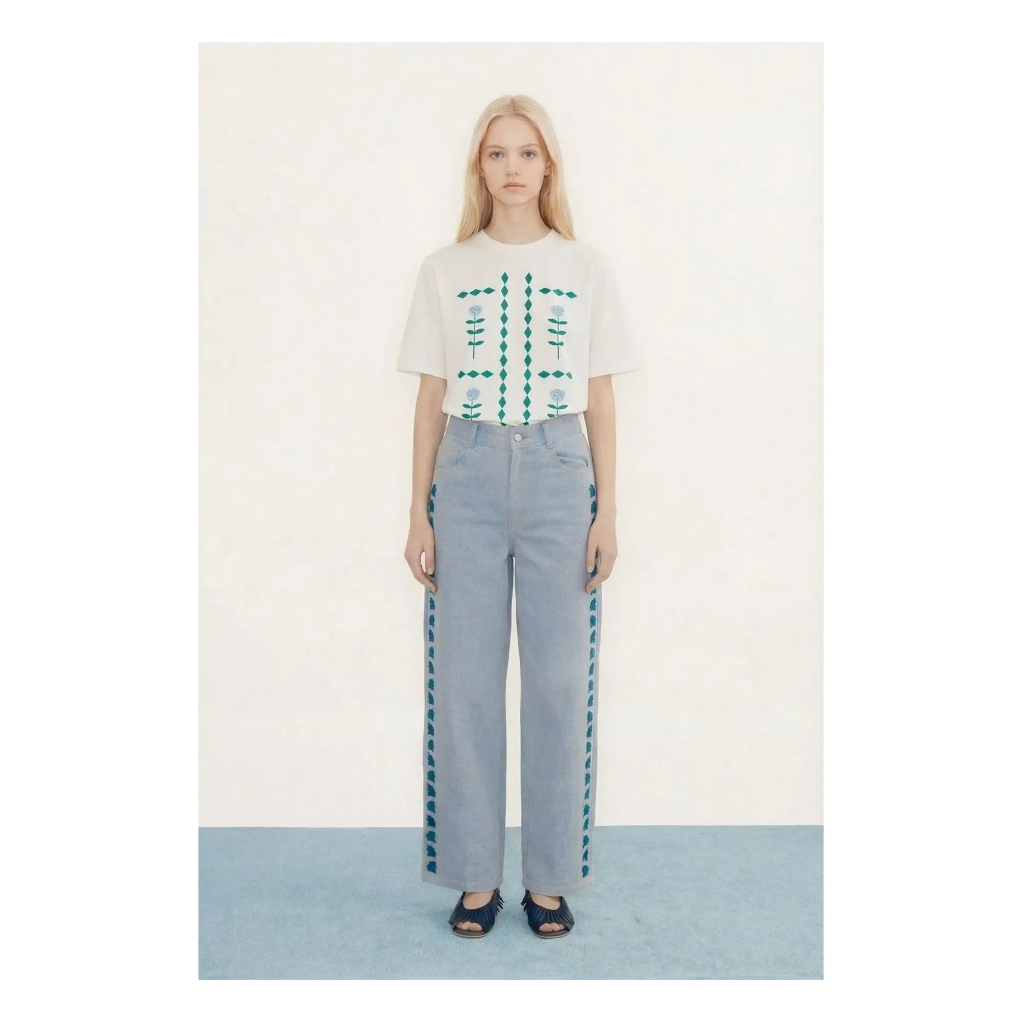 The Tiny Big Sister - Organic Cotton Floral T-Shirt | Off-white
