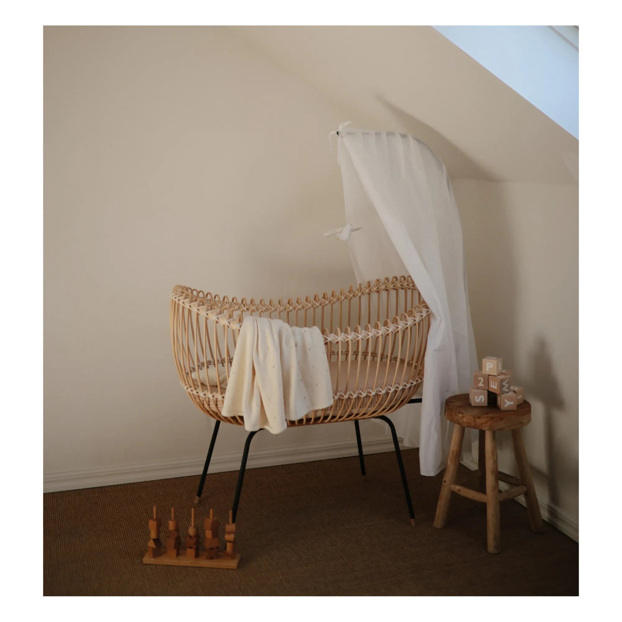 Bermbach Handcrafted - Lola Wicker Crib - Cotton Rope