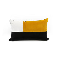 Maison Sarah Lavoine - Echec Velvet Cushion | Mustard