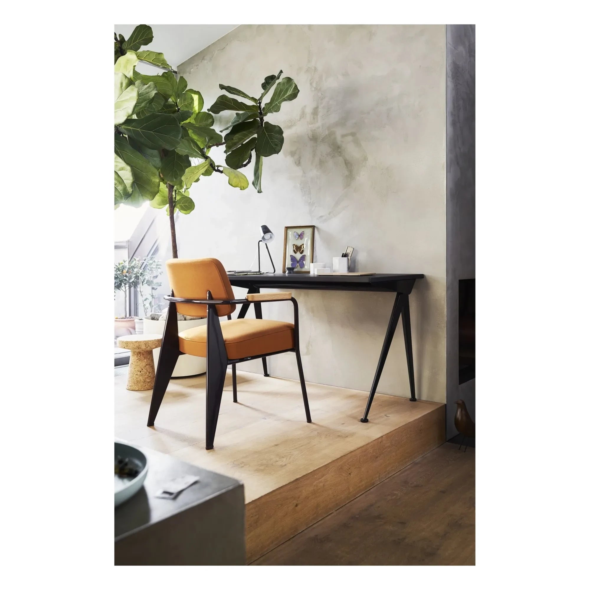 Vitra - Compas Direction Desk - Japanese Red Base - Jean Prouvé, 1953 | Walnut