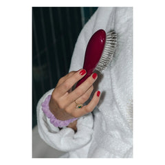 La Bonne Brosse - La Petite Brosse La Miracle No. 4 - Detangling and Revitalizing Brush | Cherry Red