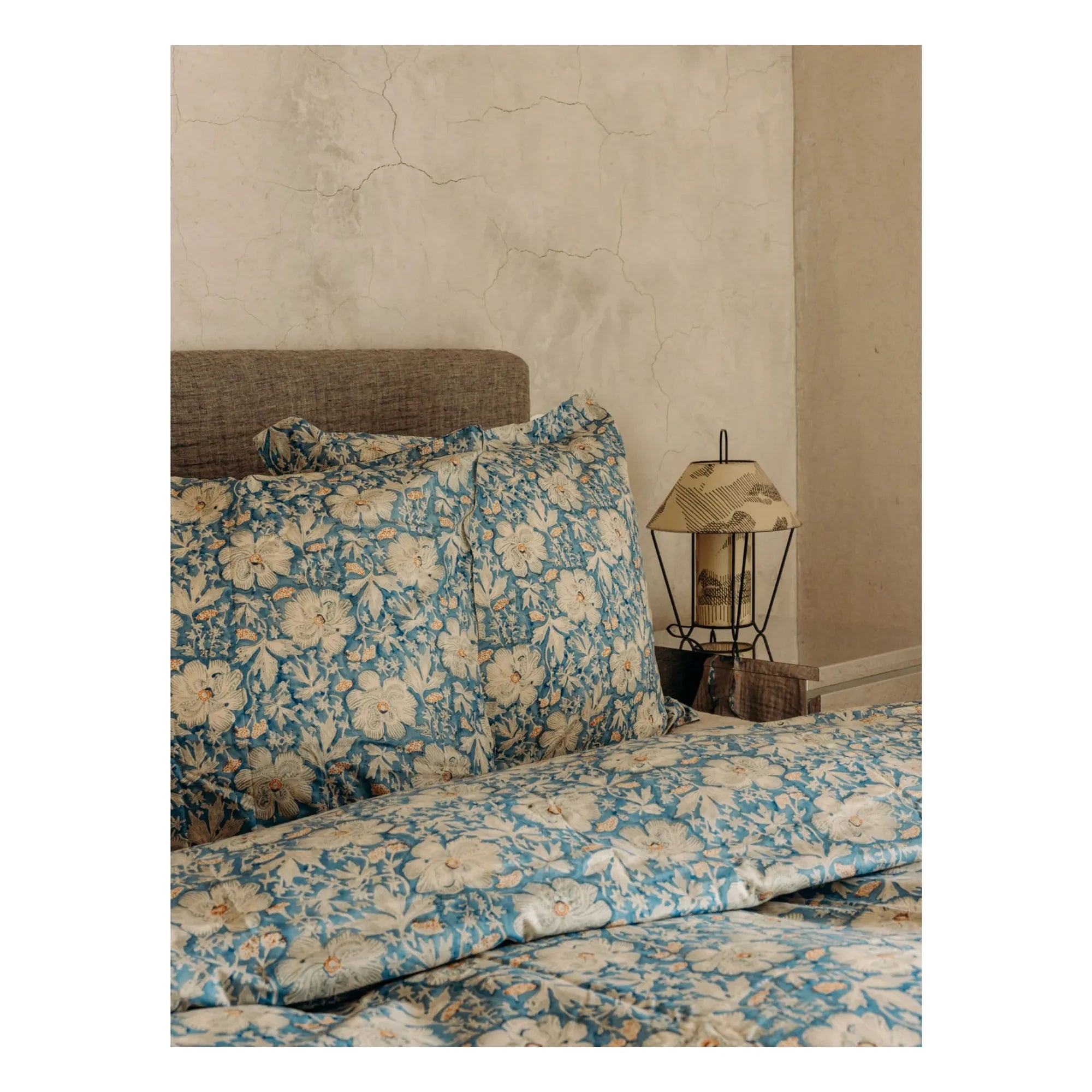 Le Monde Sauvage - Souffle Saint-Pétersbourg Duvet Cover Set | Blue