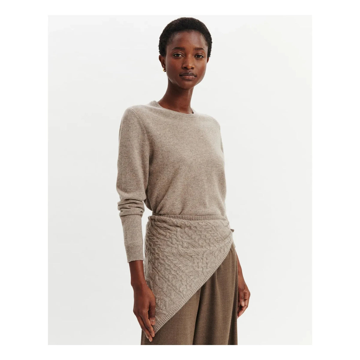 Bompard - Sacha Triangle Cashmere Scarf | Icy brown