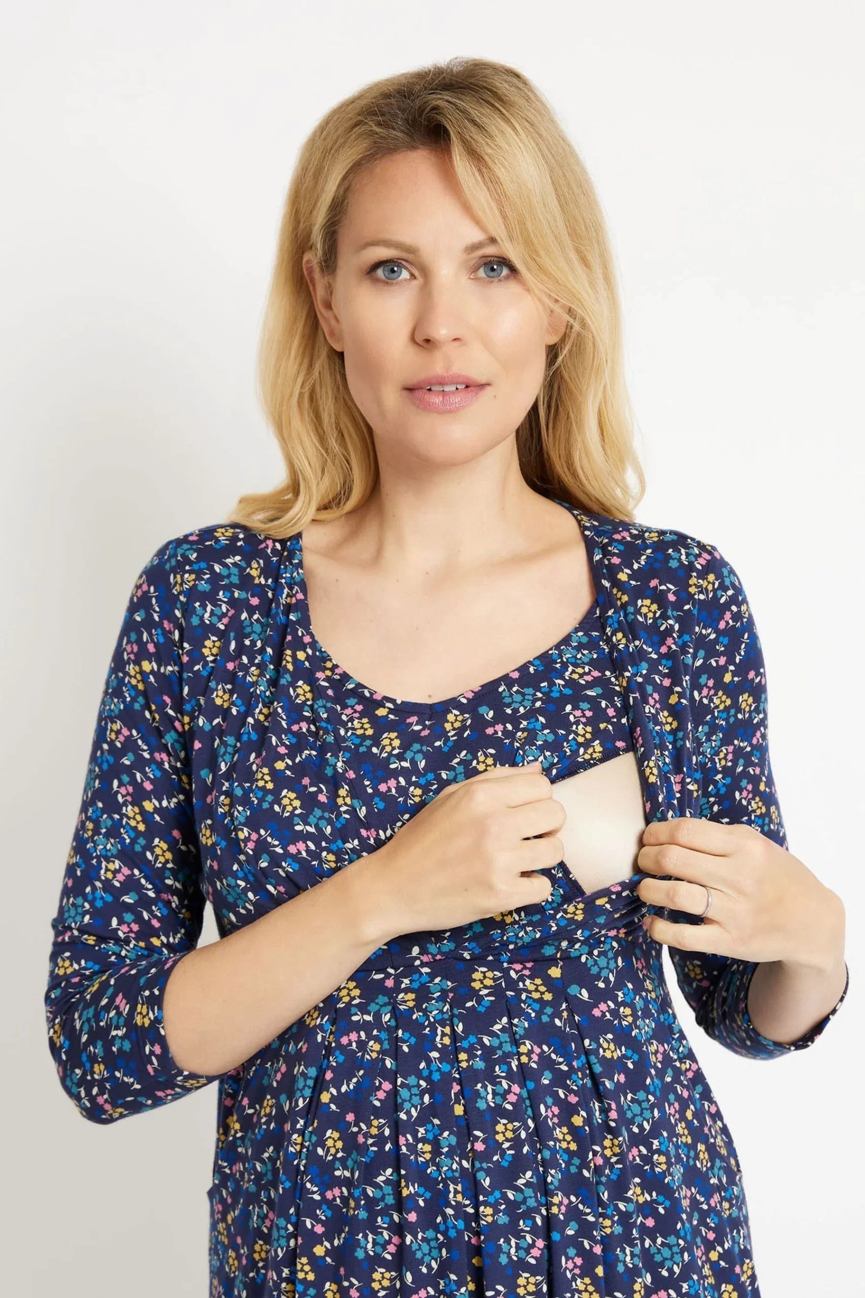 jojo blue dress Maman - Navy Floral Pleated Maternity and Nursing Tunic - M Boning and Bra padding swatch:the-after-party-dress-reef-422 Size:2 - (US6-8) Black Matte Dress Shoe