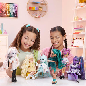 Rainbow High Shadow High - Karla Choupette Doll Set