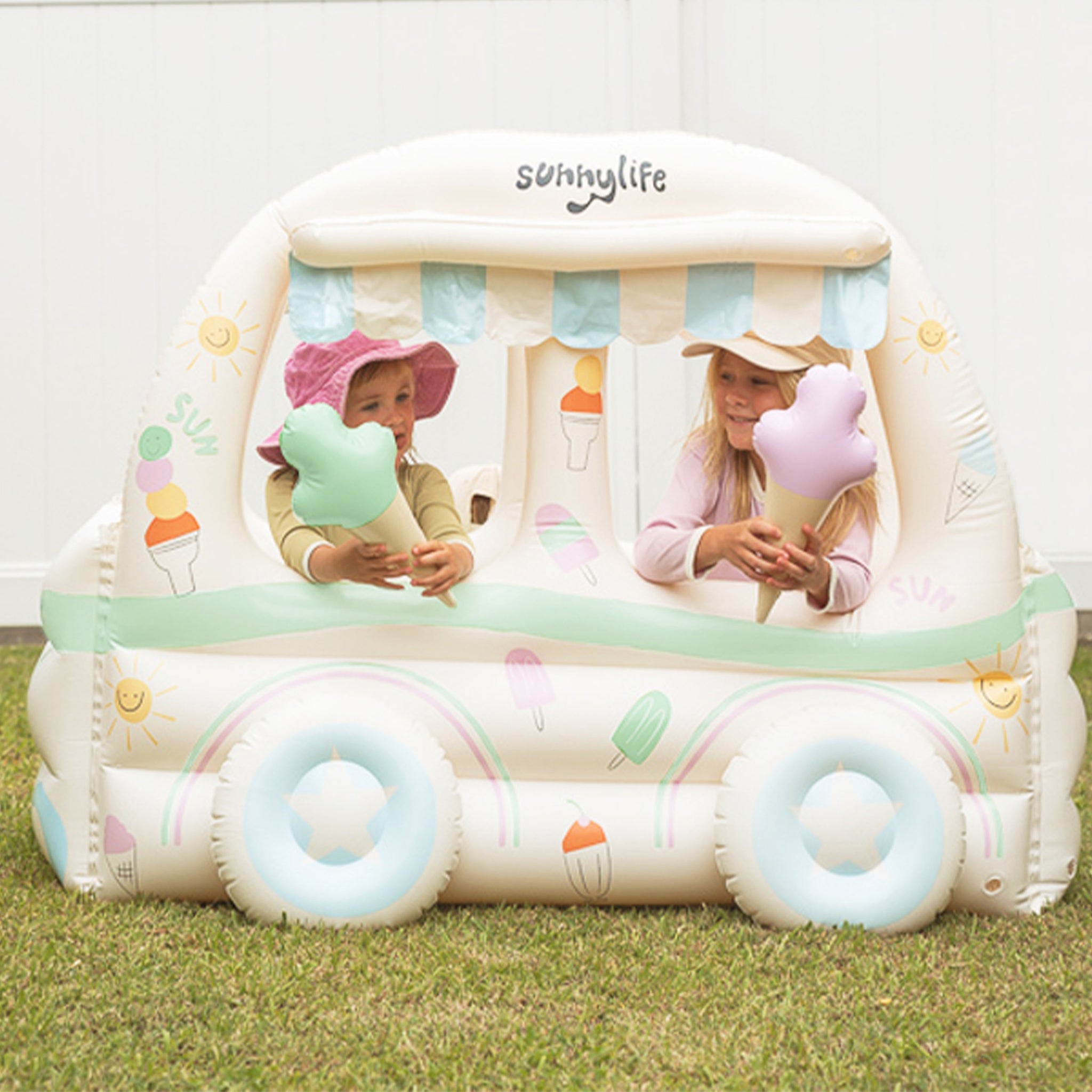 Sunnylife - Children's Beach and Garden Inflatable Ice Cream Vendor Play Set