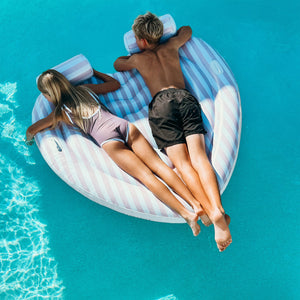 Sunnylife - Stole My Heart Double Inflatable Pool and Beach Float