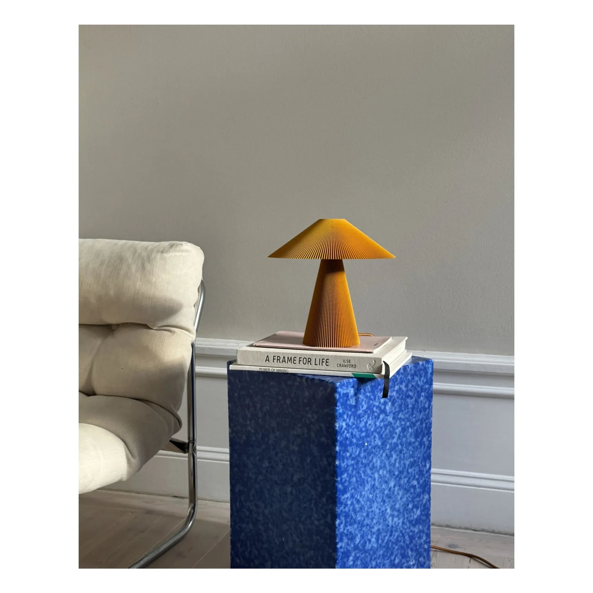 Manu Matters - Baby Jane desk lamp | Mustard