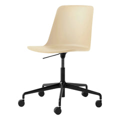 & Tradition - Rely HW28 Office Chair with Black Base - Hee Welling | Sand