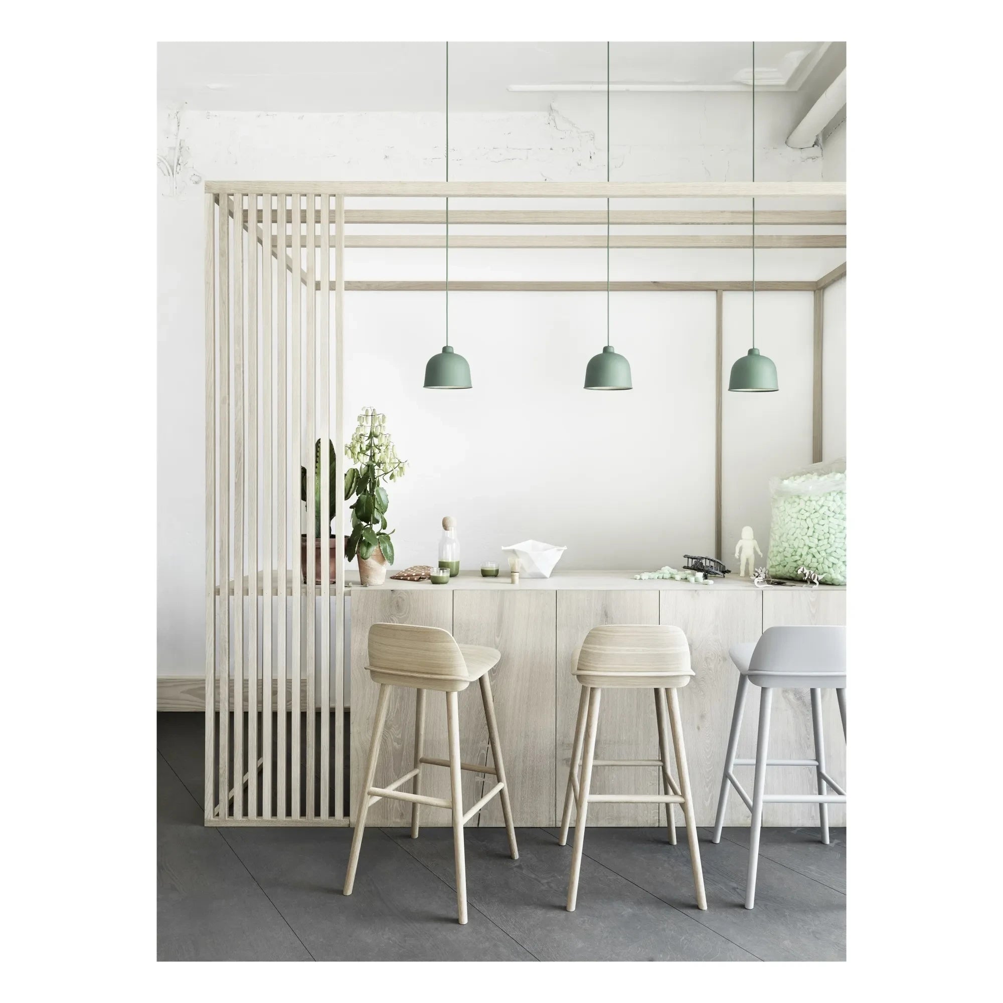 Muuto - Nerd Bar Stool 65 cm | Black