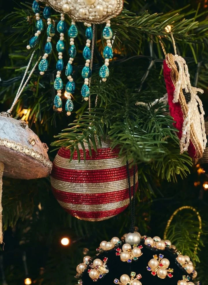Anna + Nina - Red Striped Eye-Catching Shiny Christmas Bauble | Red