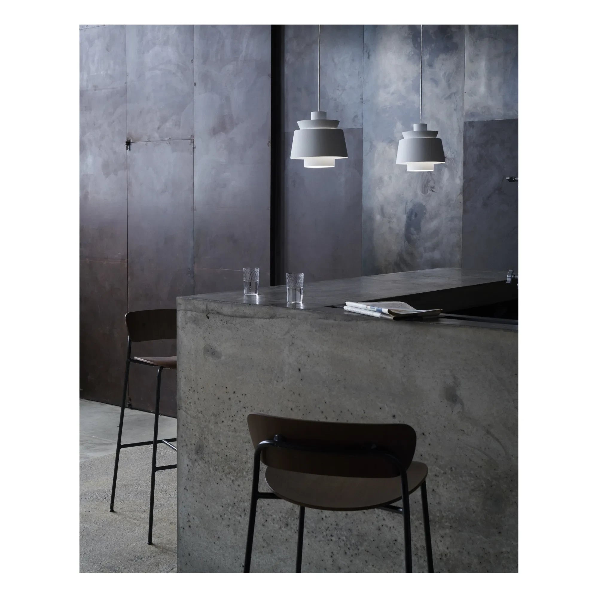 & Tradition - Pavilion AV7 Stool | Walnut