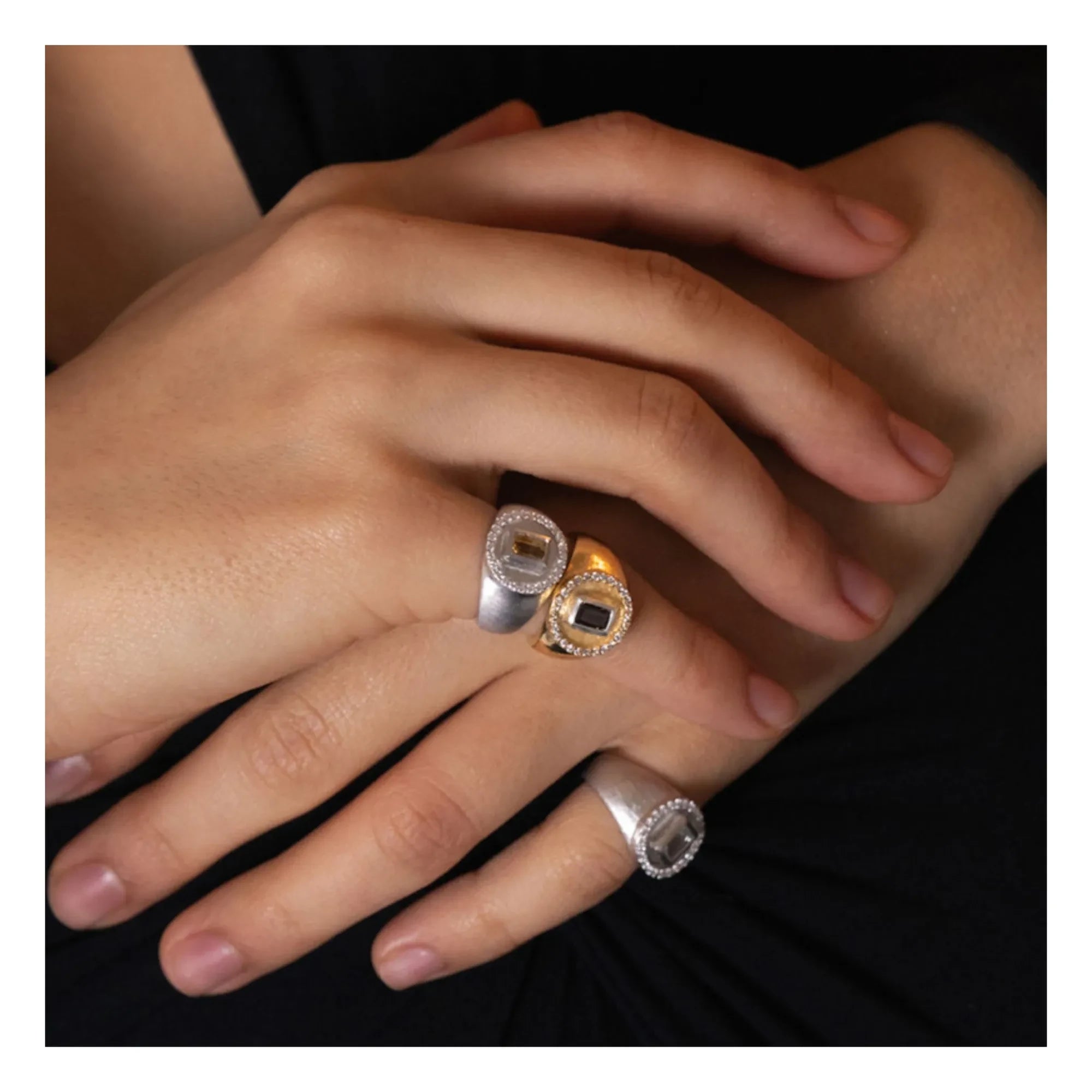 Irene d'Arloz - Didi ring | Quartz