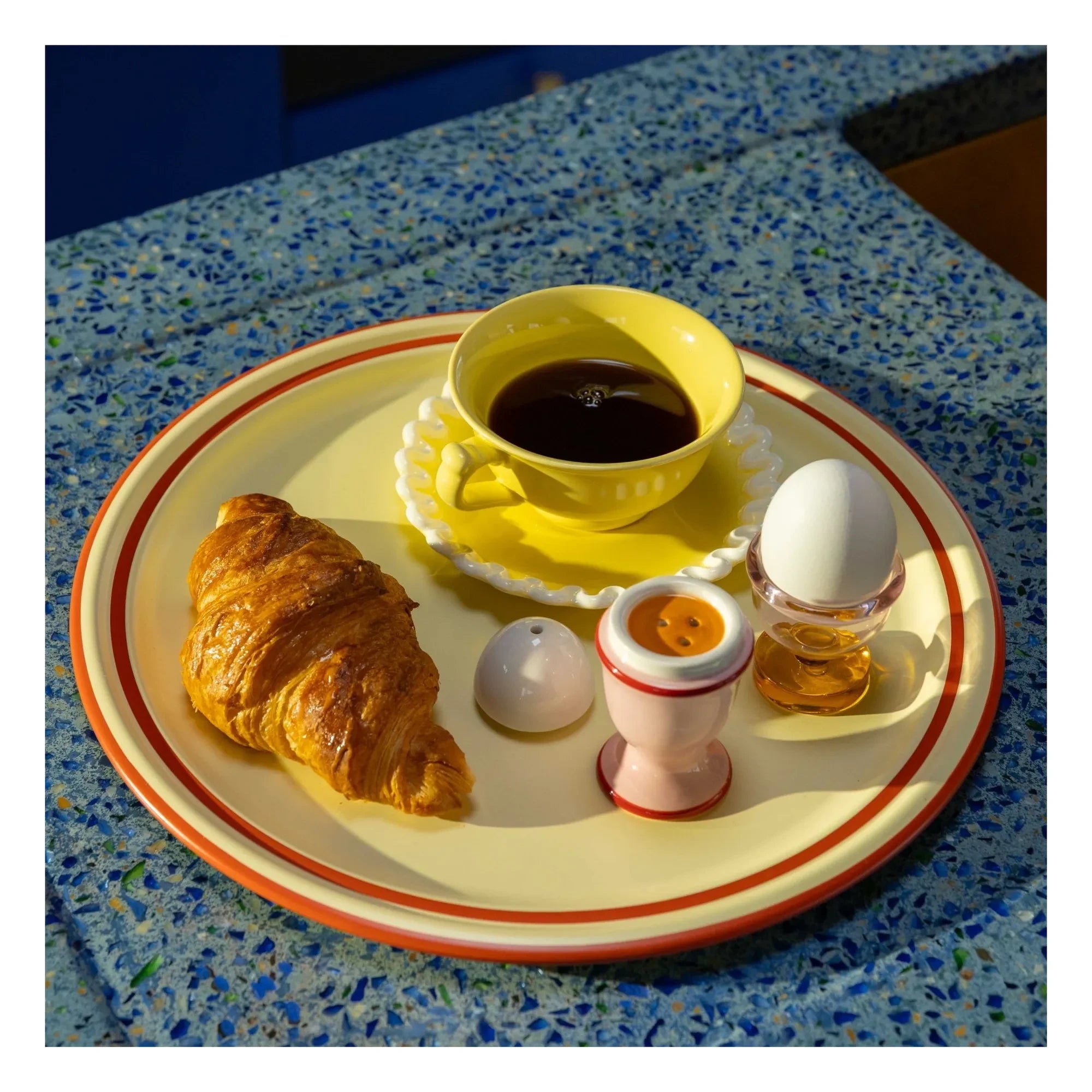 &Klevering - Vano Enamel Tray | Pale Yellow