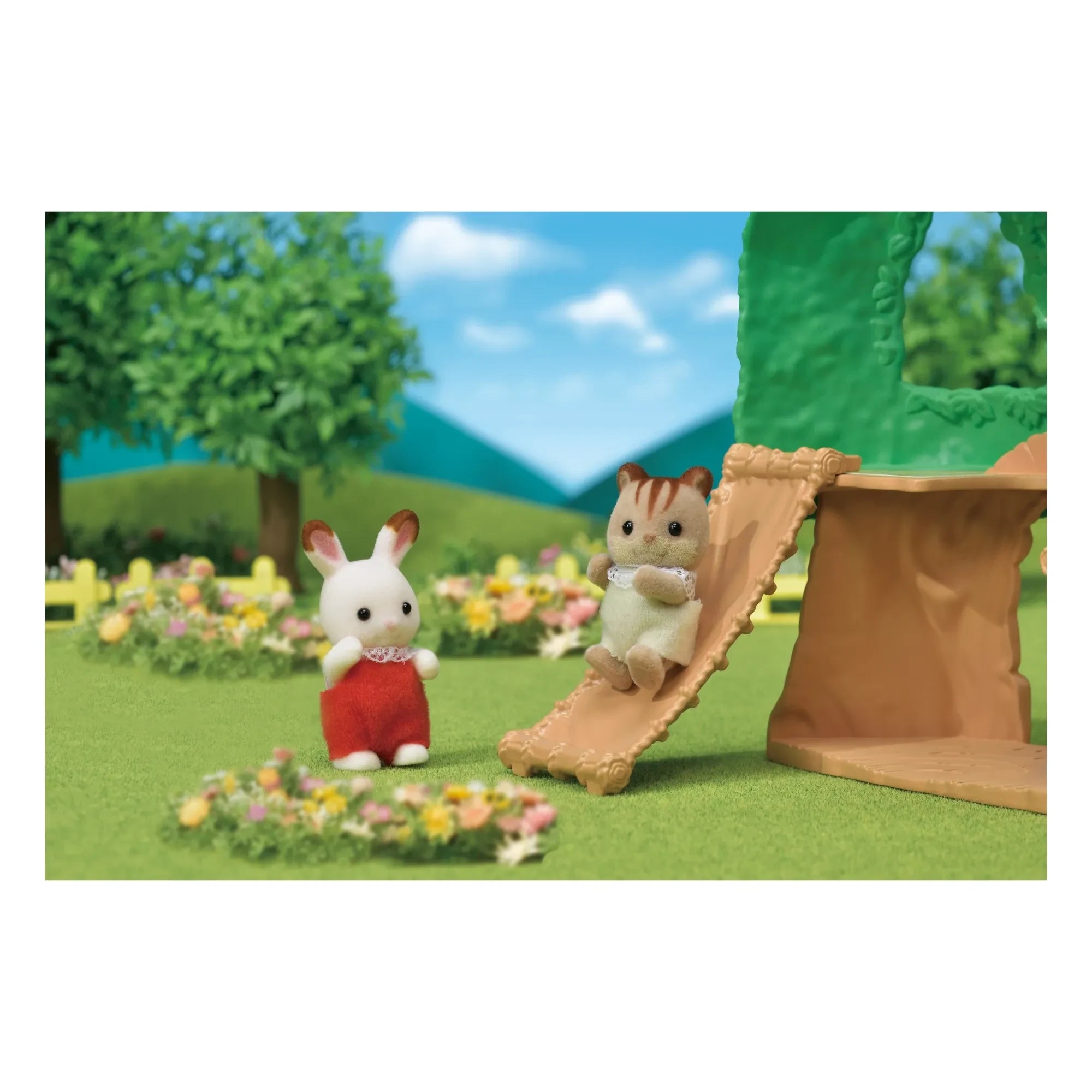 Sylvanian Families - Baby House and Baby Squirrel Toy