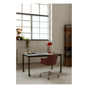 & Tradition - VP3 Flowerpot Table Lamp - Verner Panton, 1969 | Vermilion