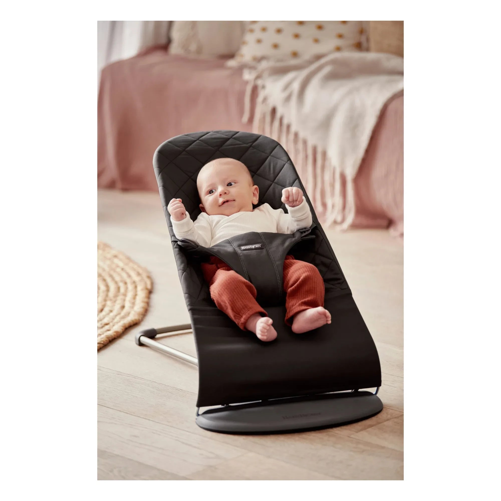 BabyBjörn - Quilted Cotton Bliss Lounger | Black