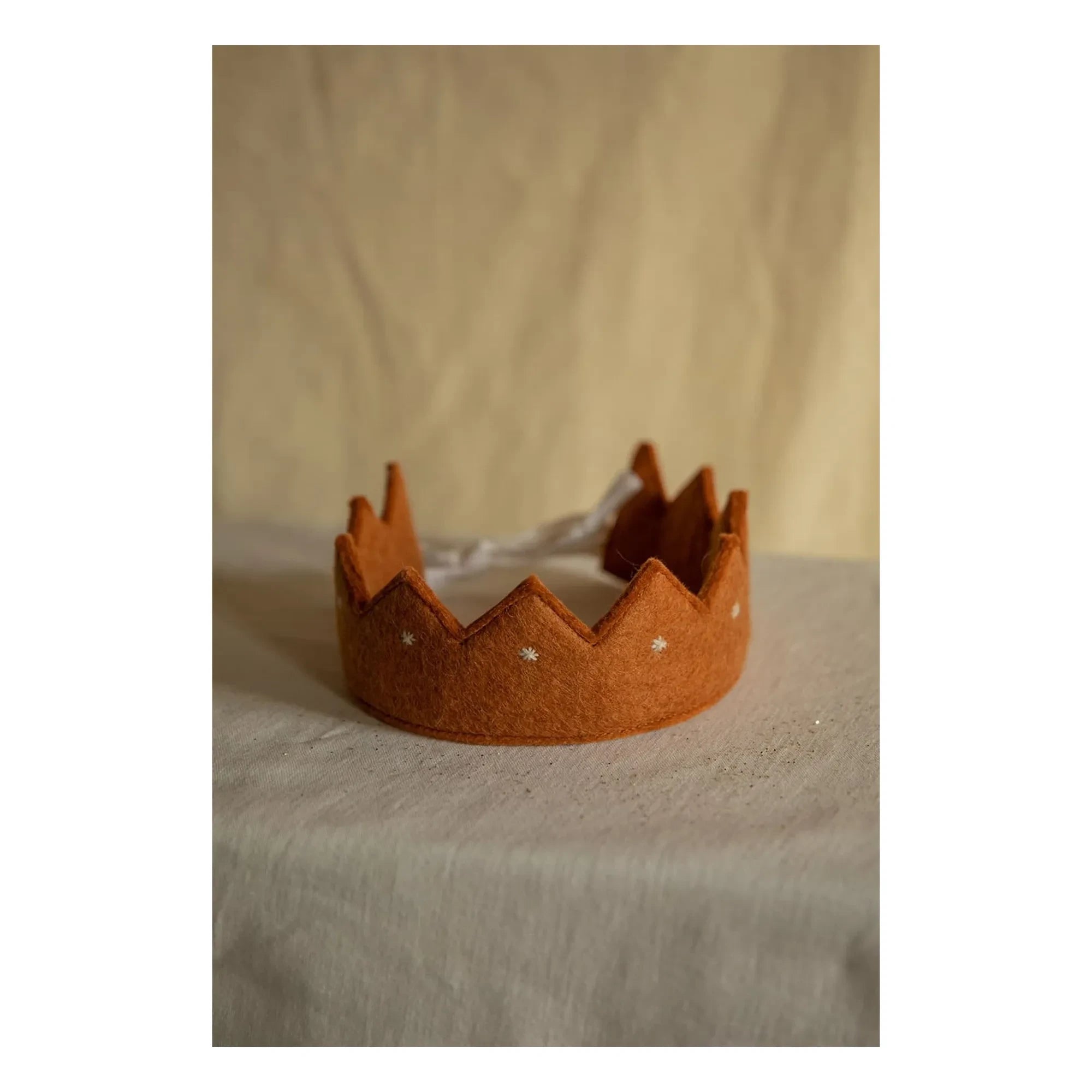 Muskhane - Rani Felt Garland | Caramel
