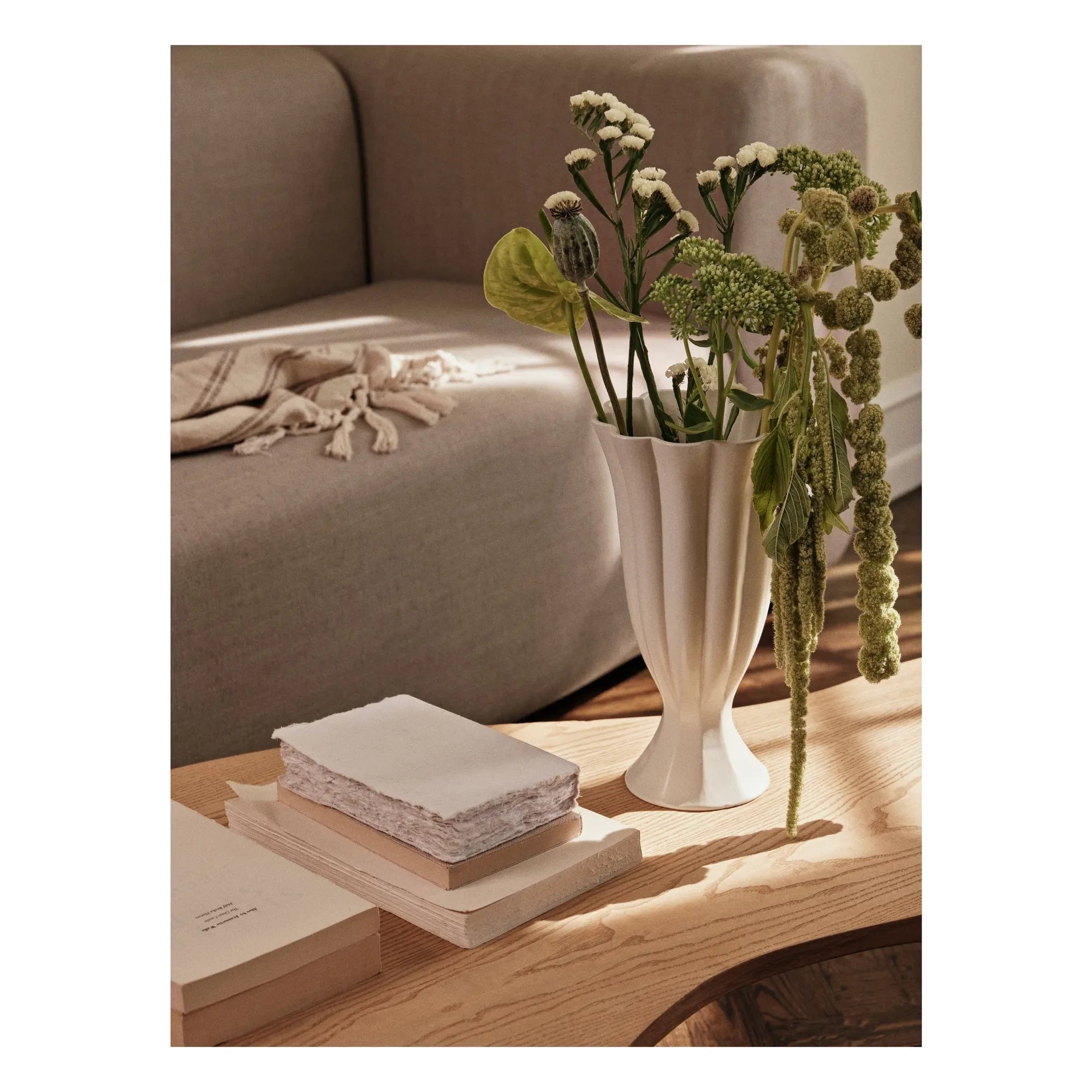 Broste Copenhagen - Heli vazo | Krem