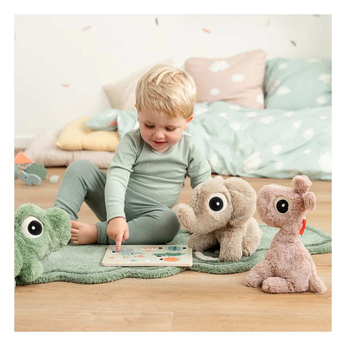 Done by Deer - Bestie Elphee plush | Sand