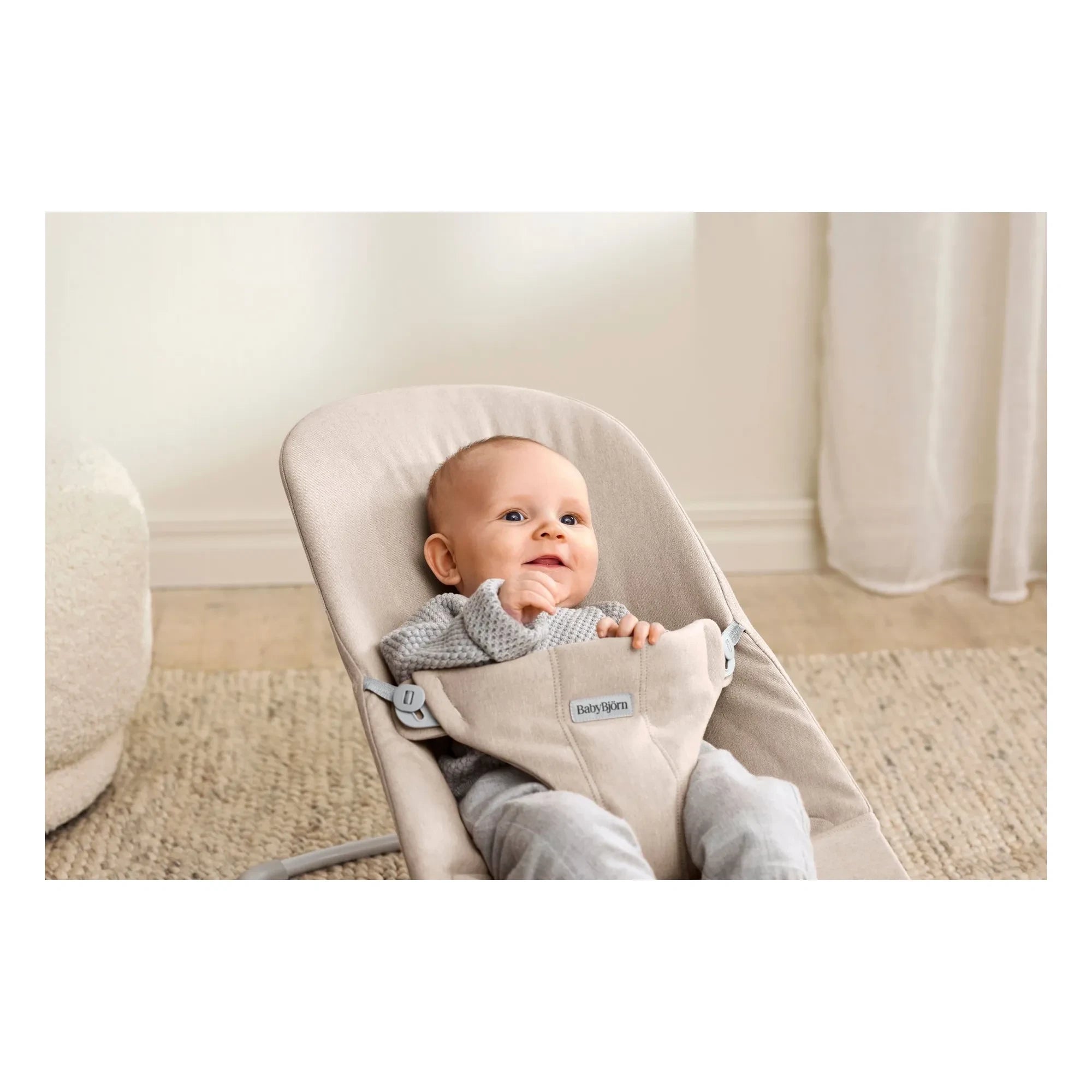 BabyBjörn - Bliss lounger in variegated woven jersey | Beige