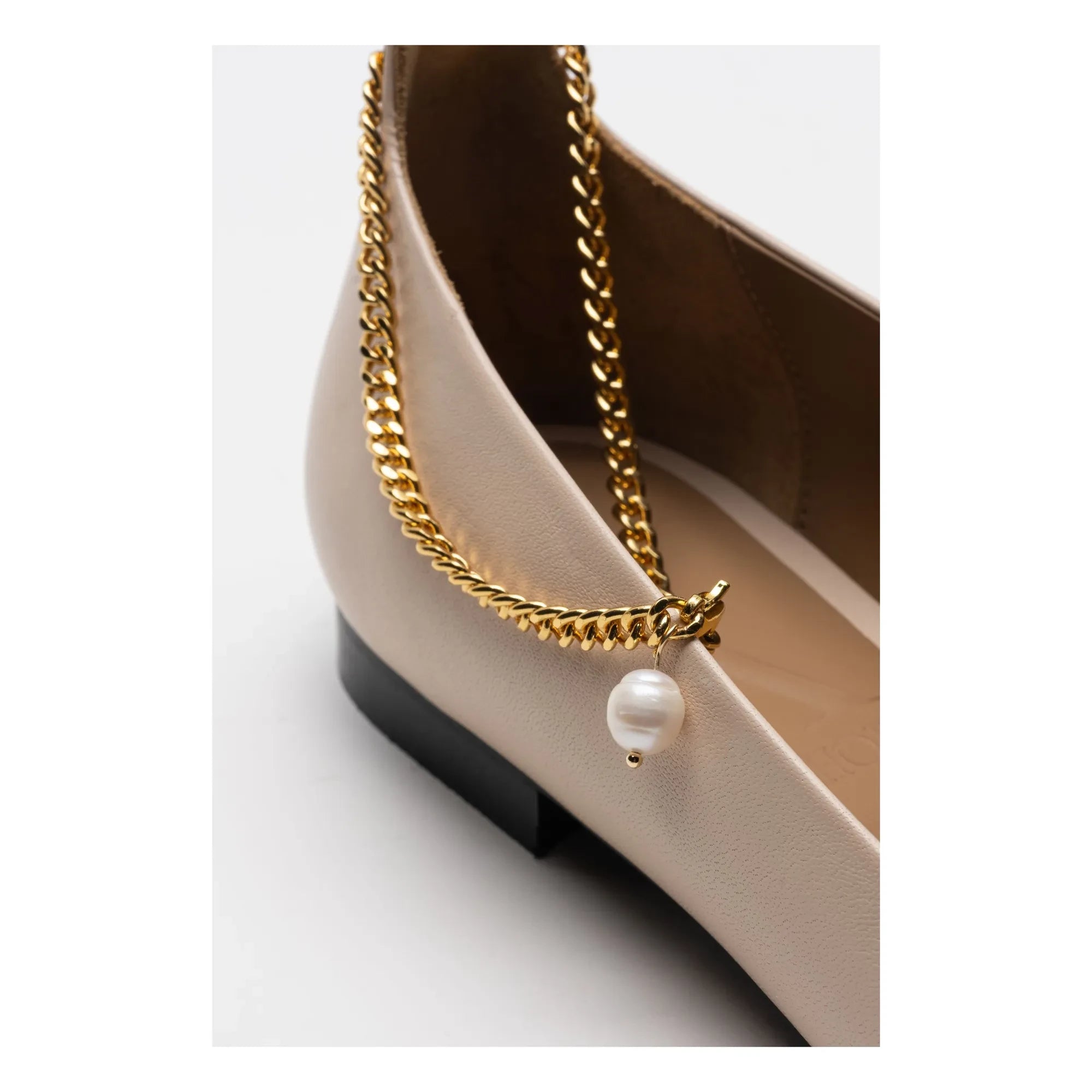 Lachoix - Nude Leather Ballerinas