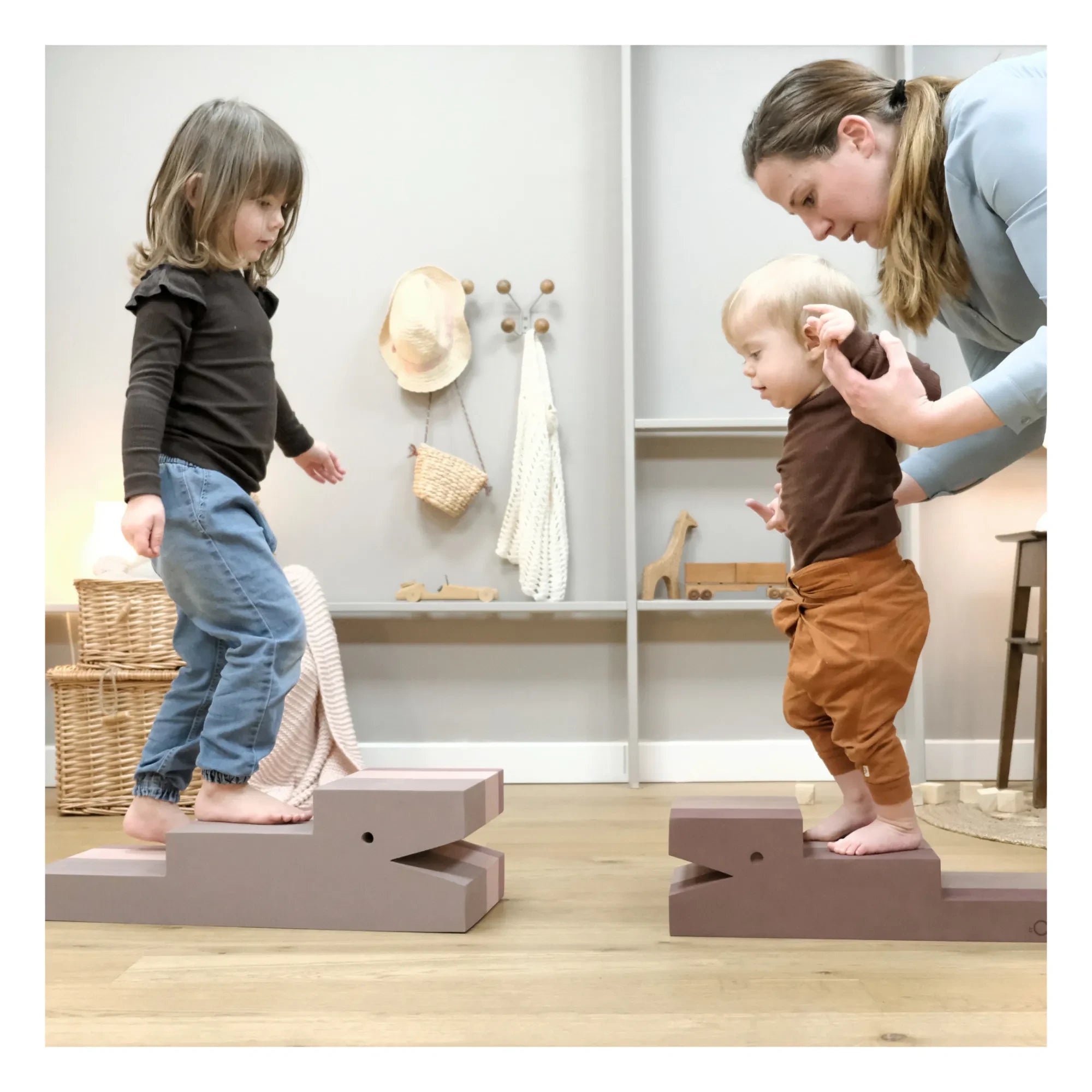 BObles - Crocodile EVA Tumbler Furniture | Pink