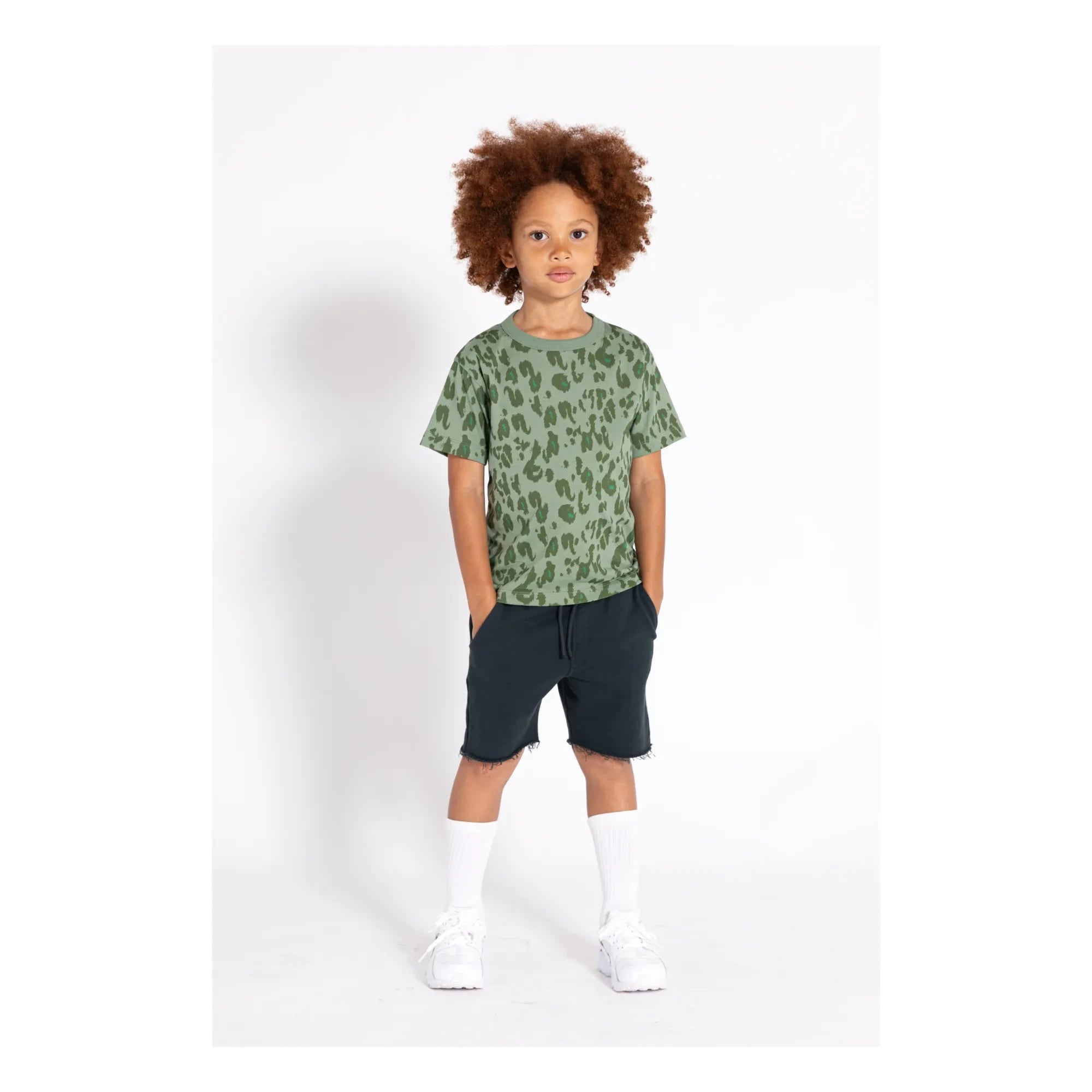 Finger in the Nose - Yard Bermuda Shorts | Black