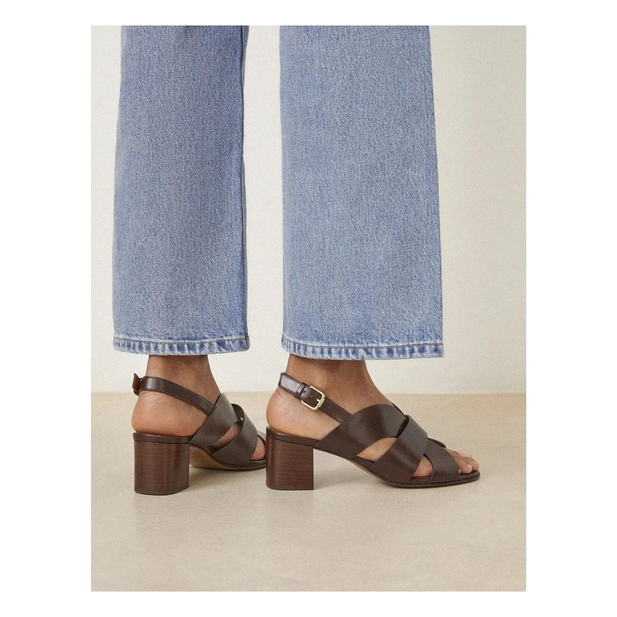 Rivecour - Leather Sandals No. 551 | Chocolate