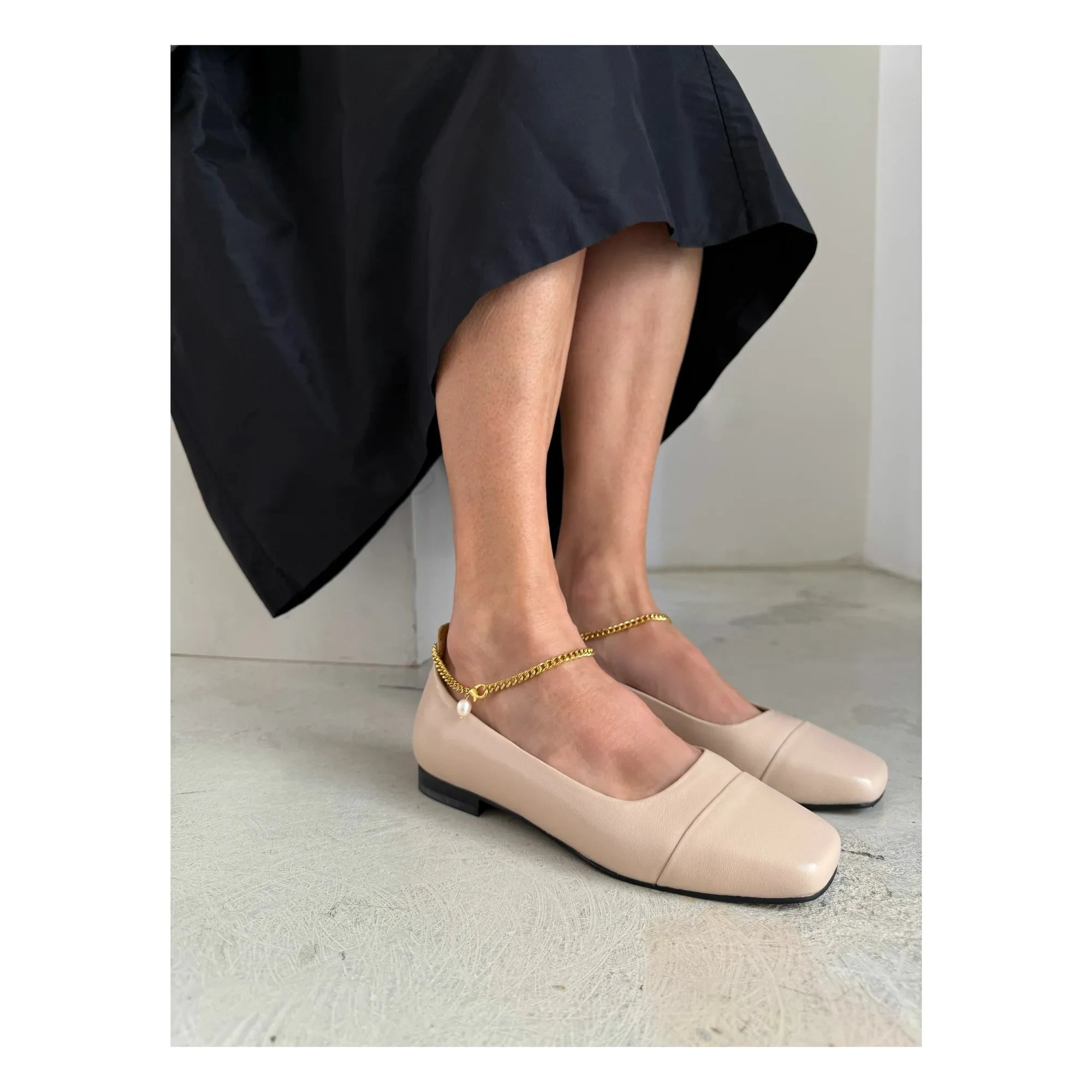 Lachoix - Nude Leather Ballerinas