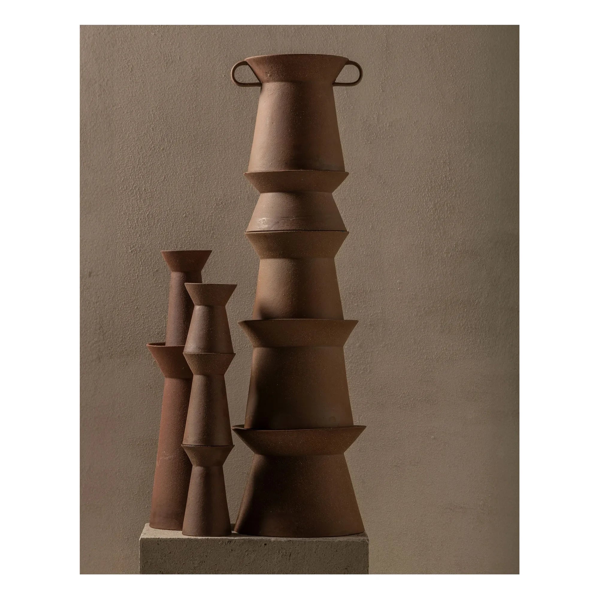 Serax - Marie-Ann Stoneware Vase, Marie Michielssen | Brick Red