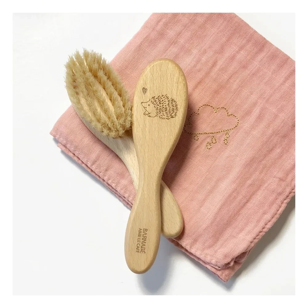 Barnabé loves coffee - Hedgehog Beach Wooden and Silk Brush