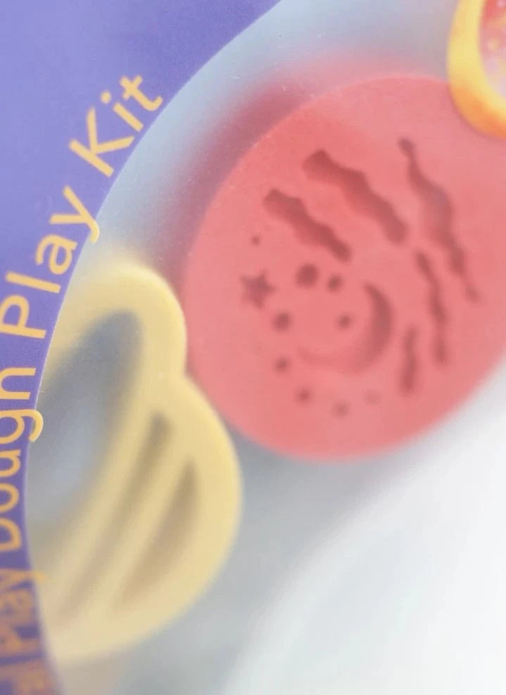 Invitation to Imagine - Surprise Play Dough Activity Set - Space