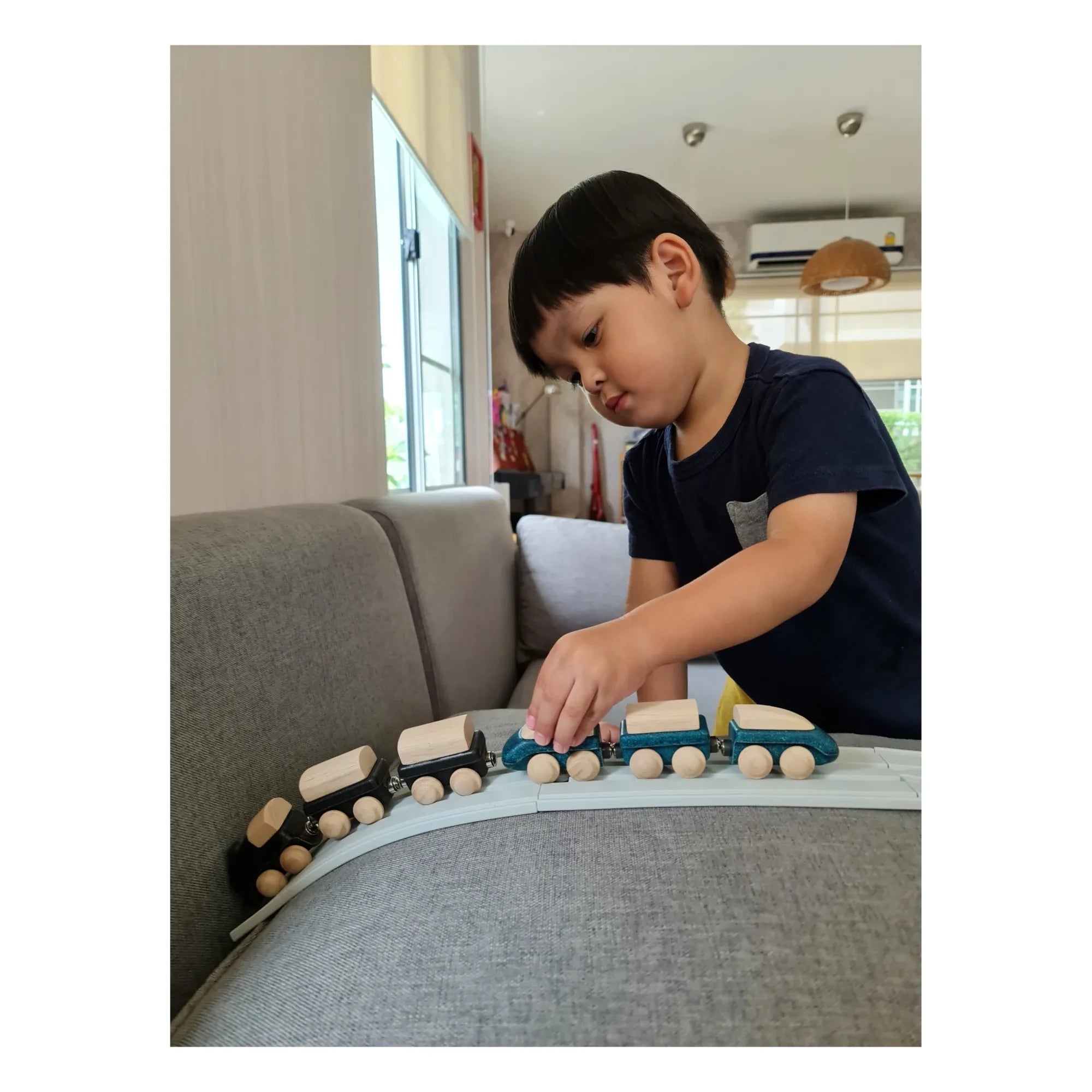 Plan Toys - Ahşap Yüksek Hızlı Tren