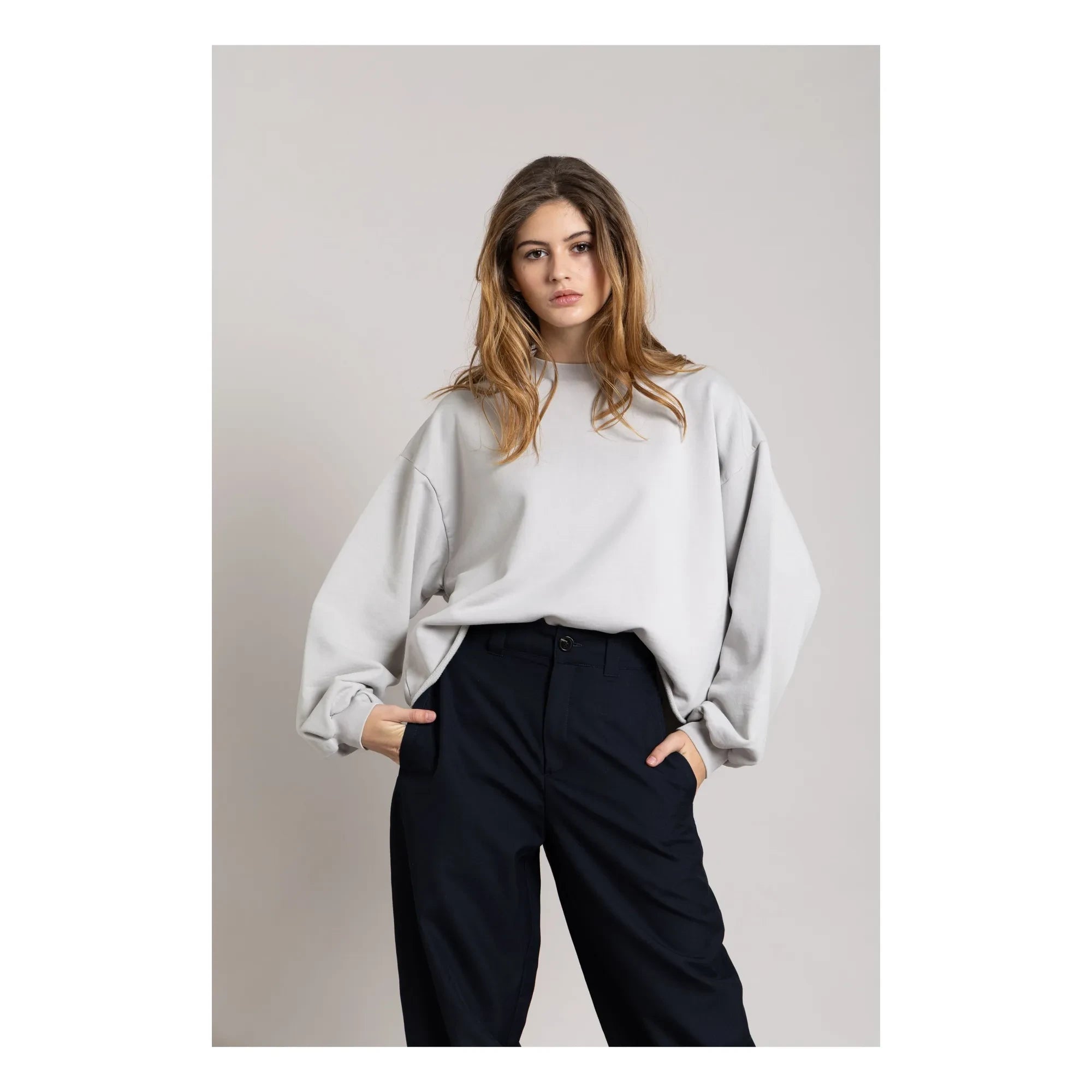 Smallable Woman - Bria Organic Cotton Sweatshirt | Pearl Gray